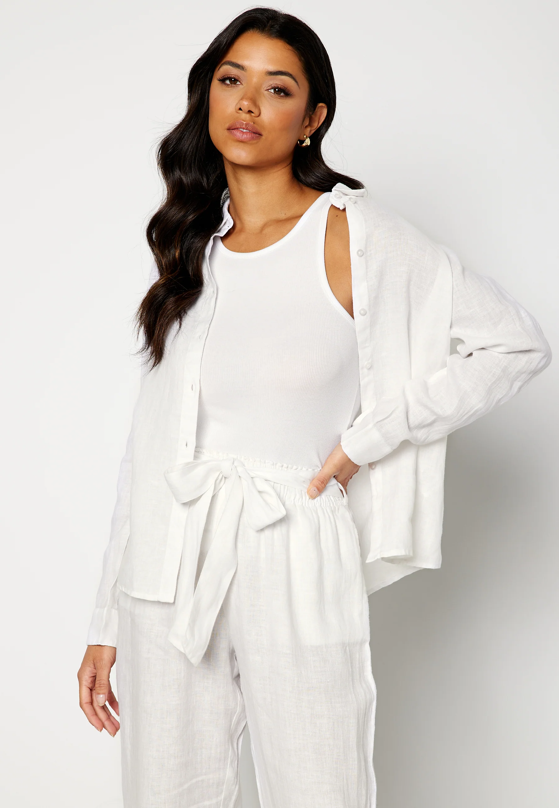 Alyssa Loose Linen Shirt - Image 2