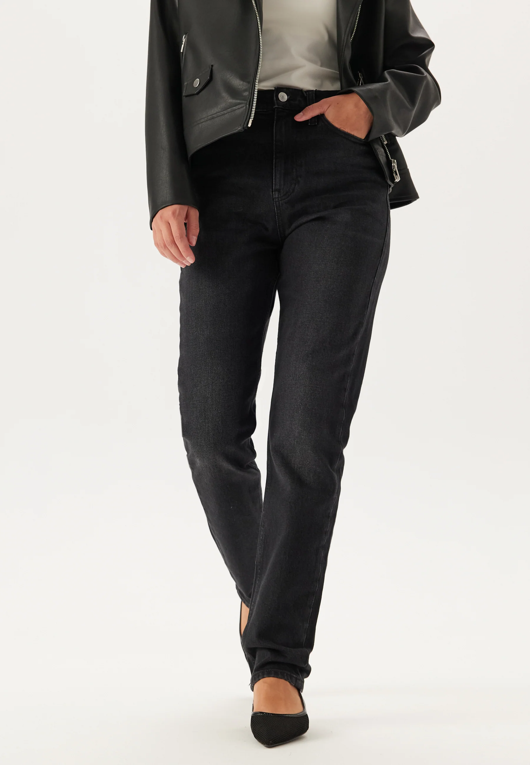 Authentic Slim Straight - Image 3