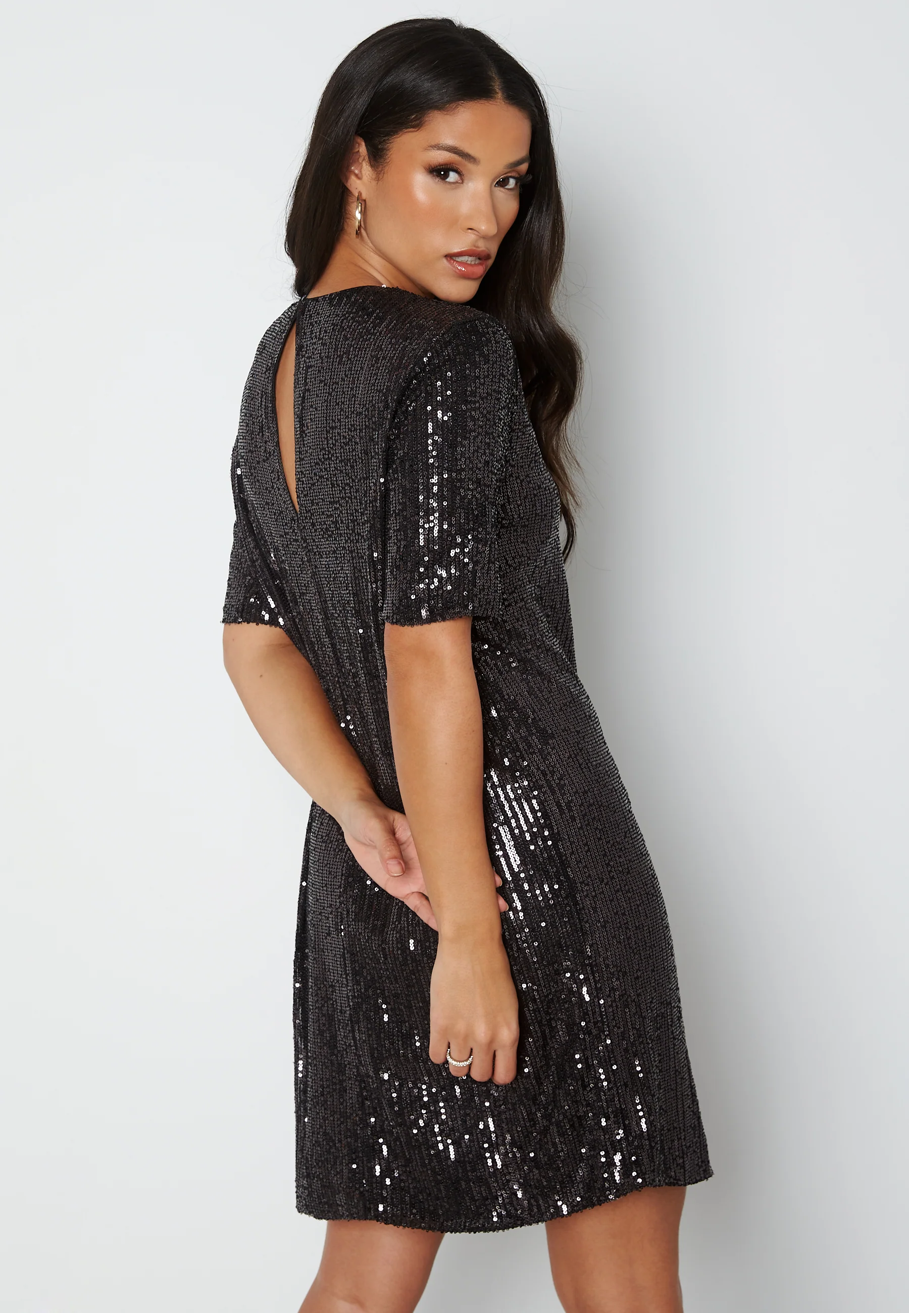 Bae S/S Tee Sequins Dress - Image 4