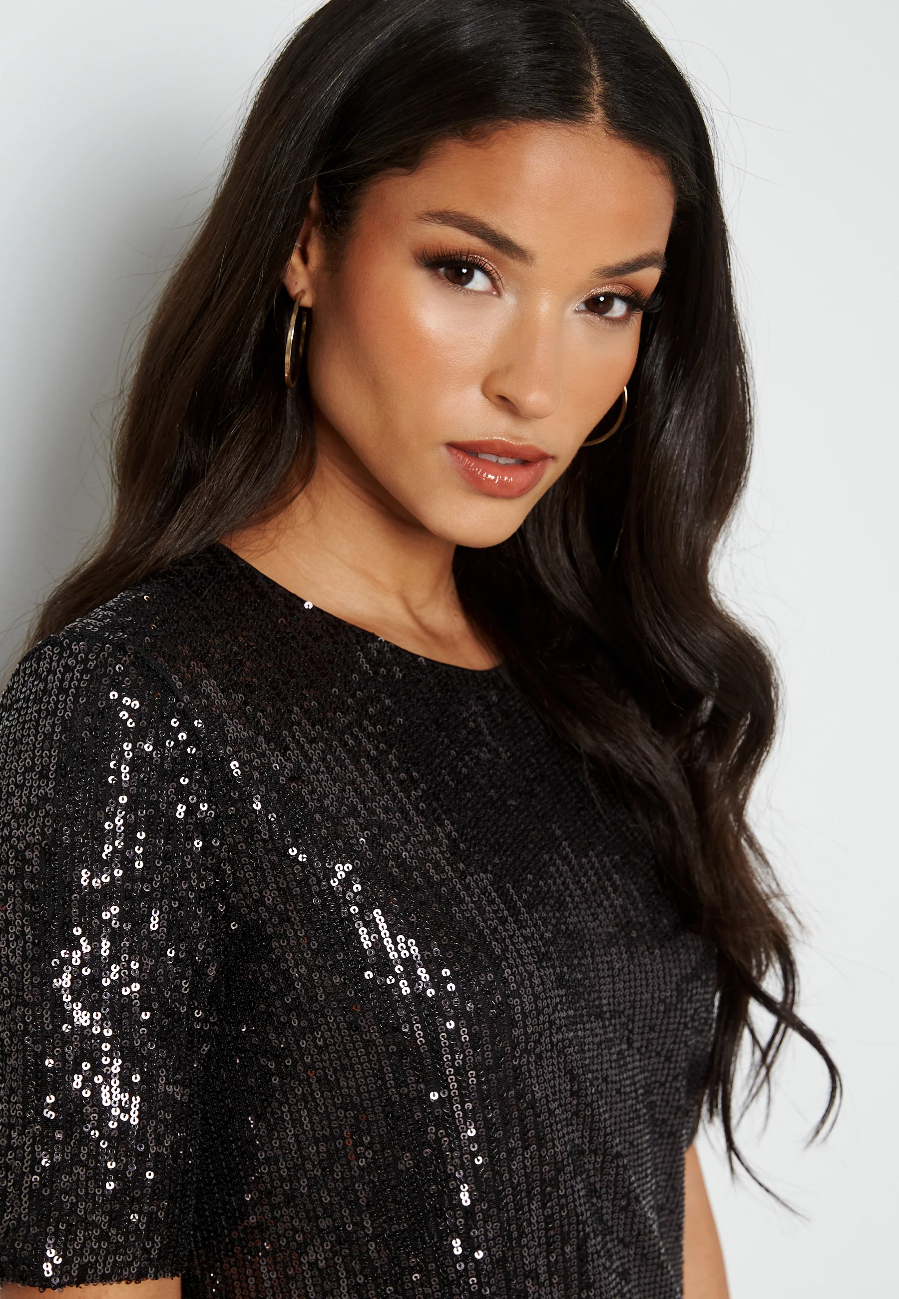 Bae S/S Tee Sequins Dress - Image 5