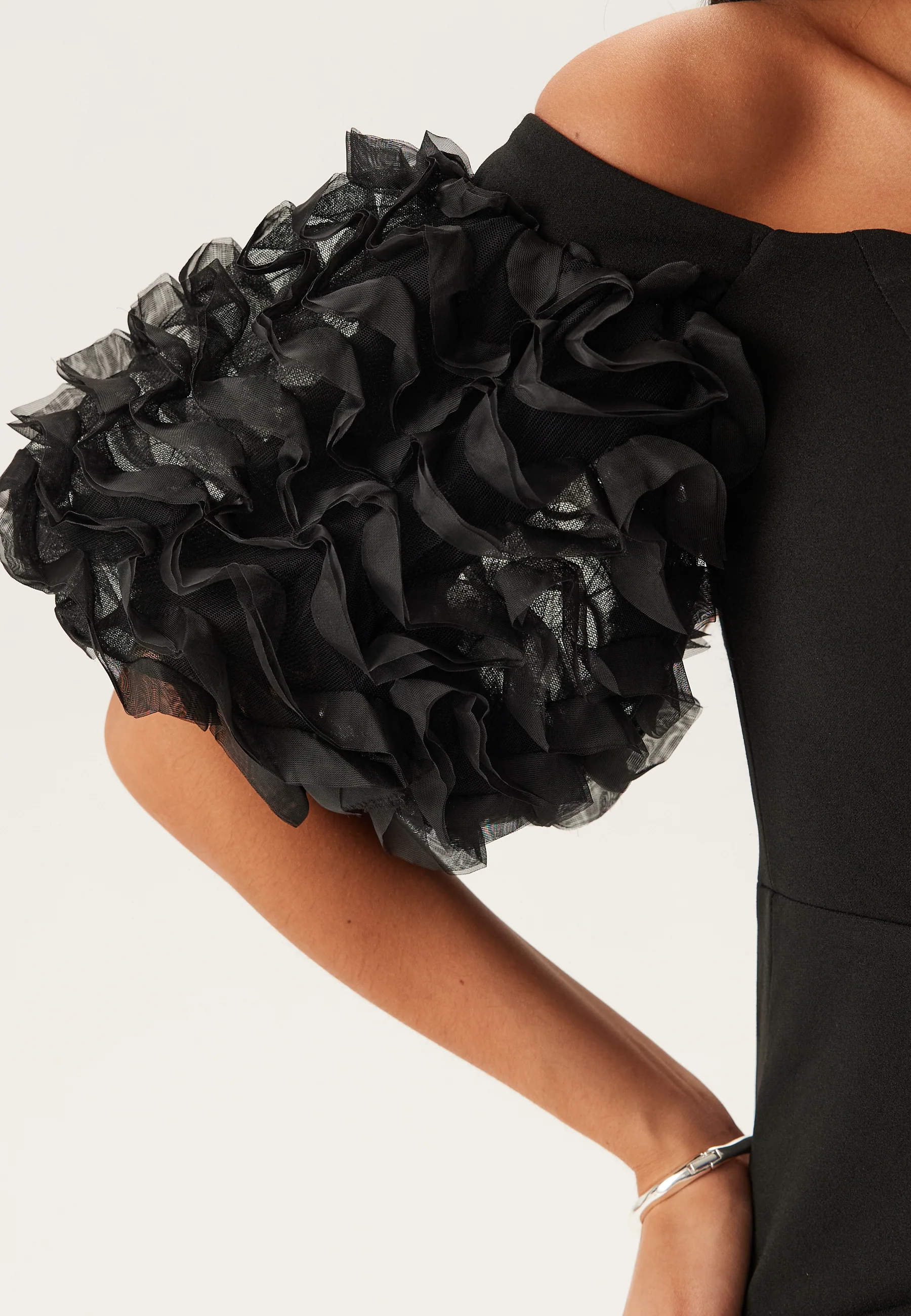 Bardot Ruffle Sleeve Maxi Dress - Image 5