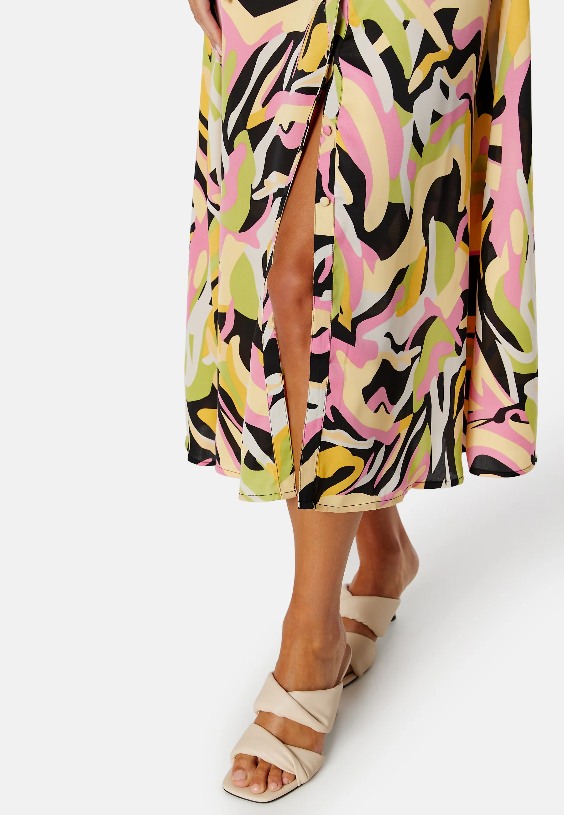 Barry April 3/4 Midi Dress - Image 2