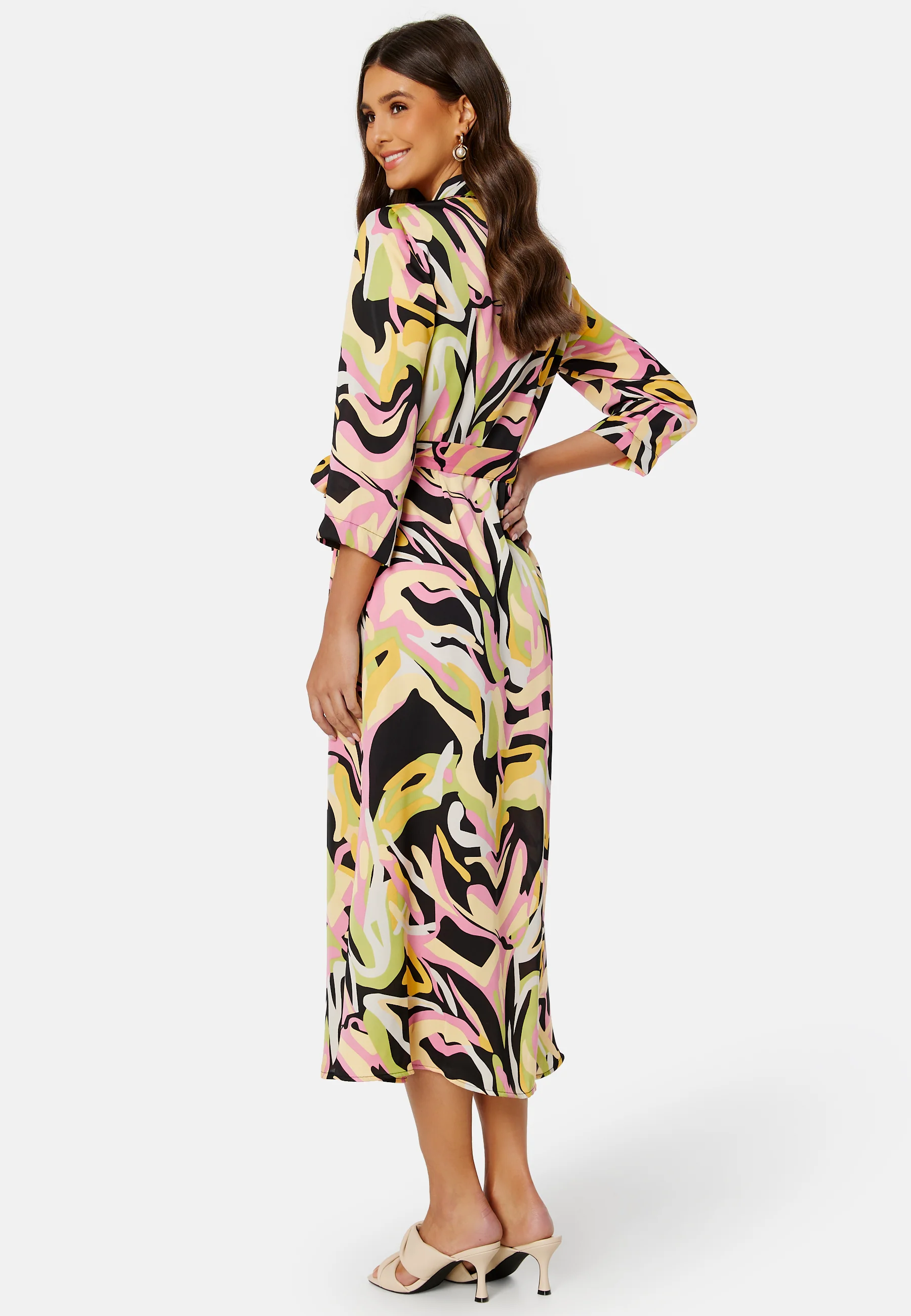Barry April 3/4 Midi Dress - Image 4