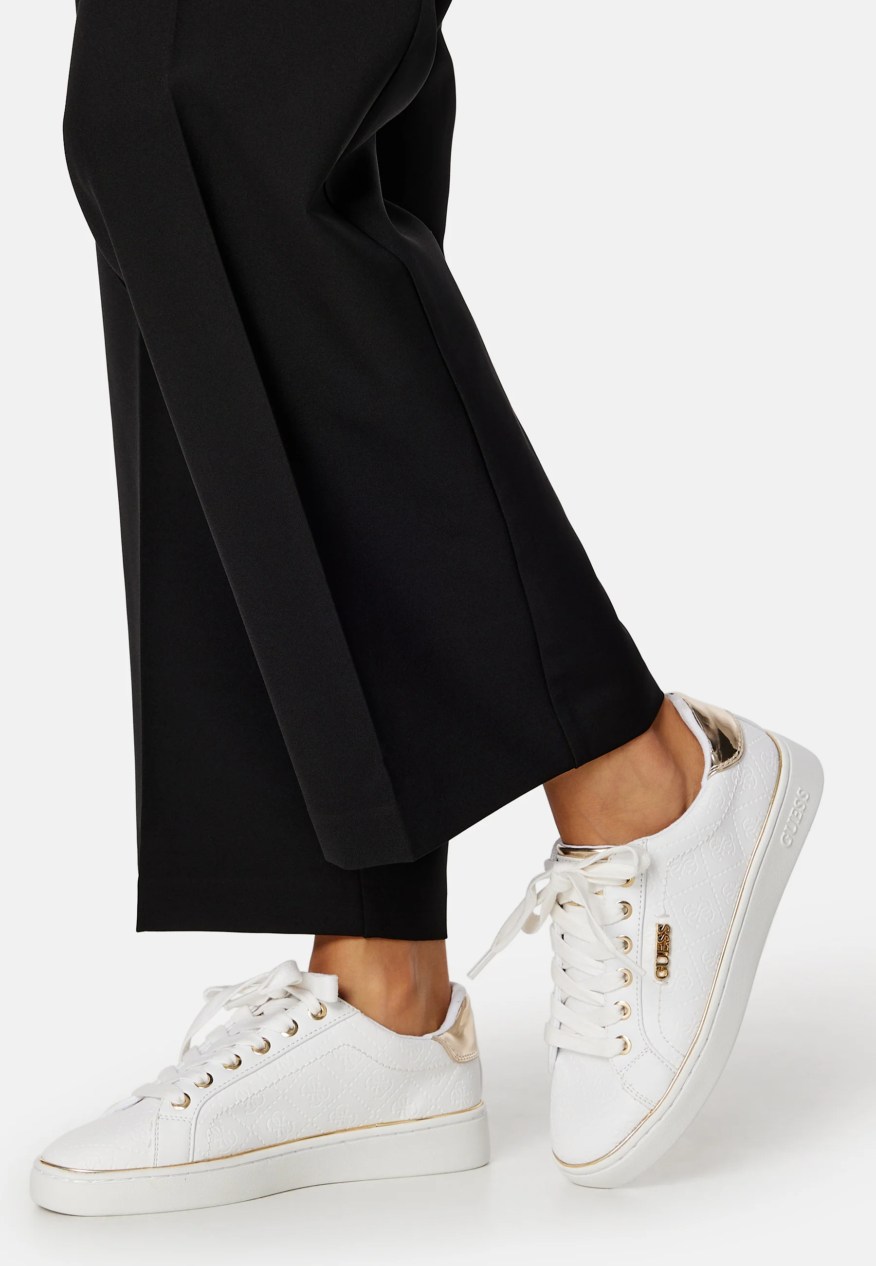 Beckie Leather Sneakers