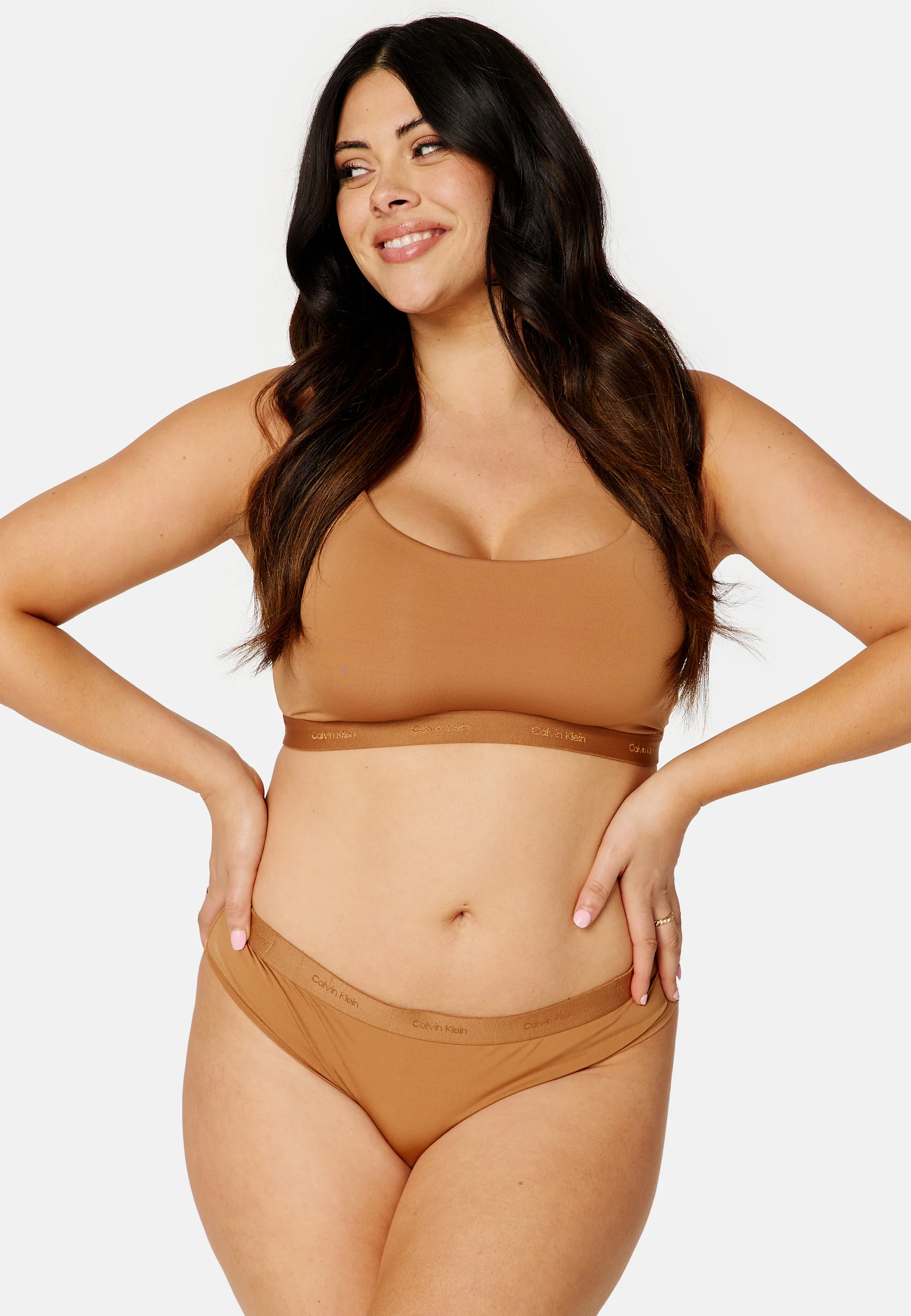 Bikini Plus - Image 2