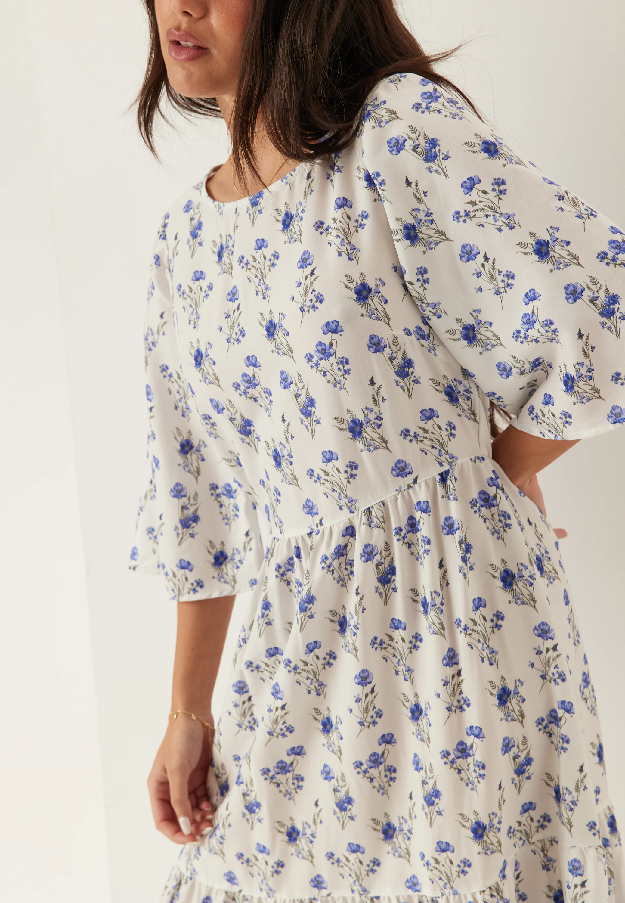 Butterfly Sleeve Maxi Dress - Image 4