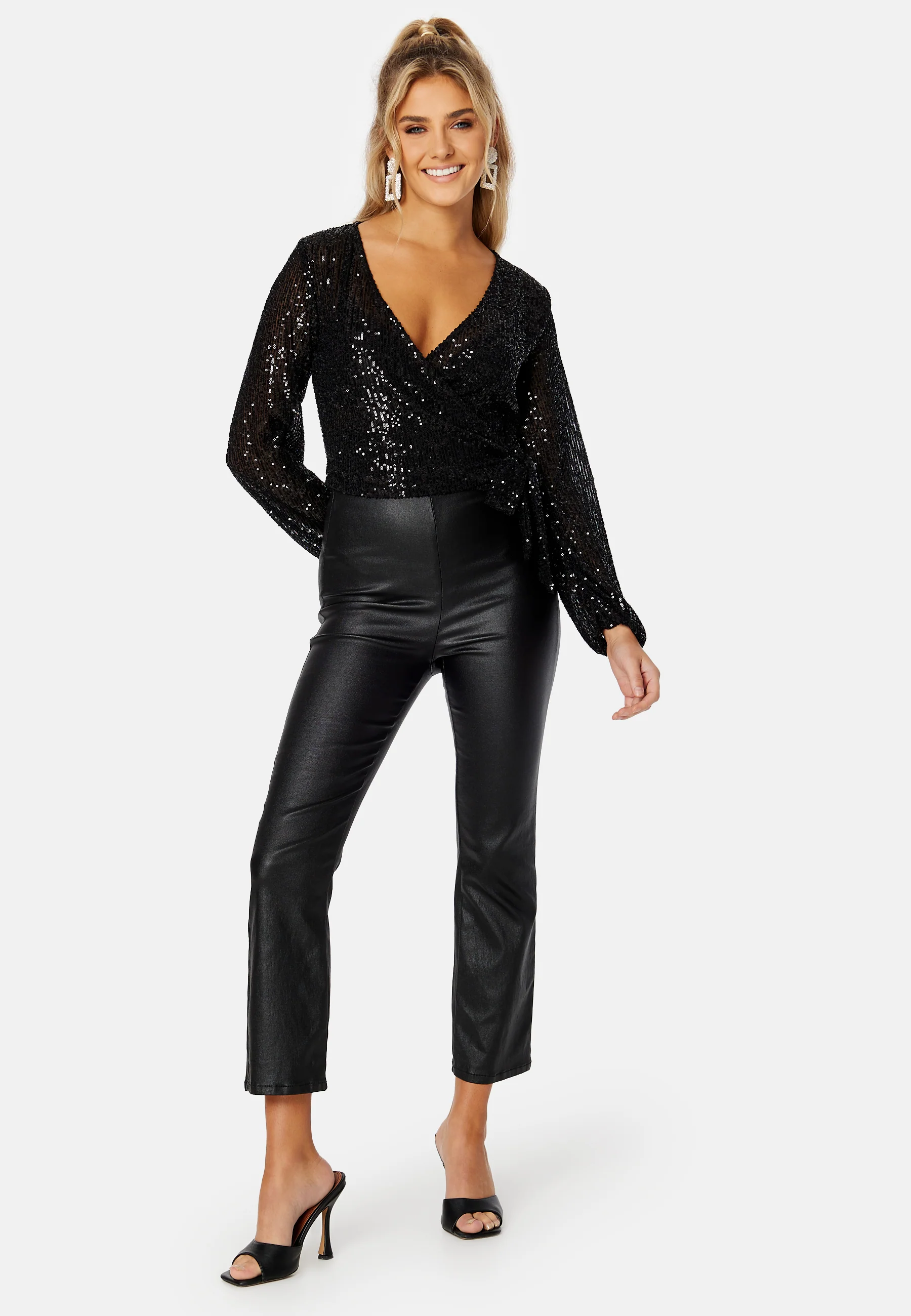 Delphia LS Wrap Top - Image 2