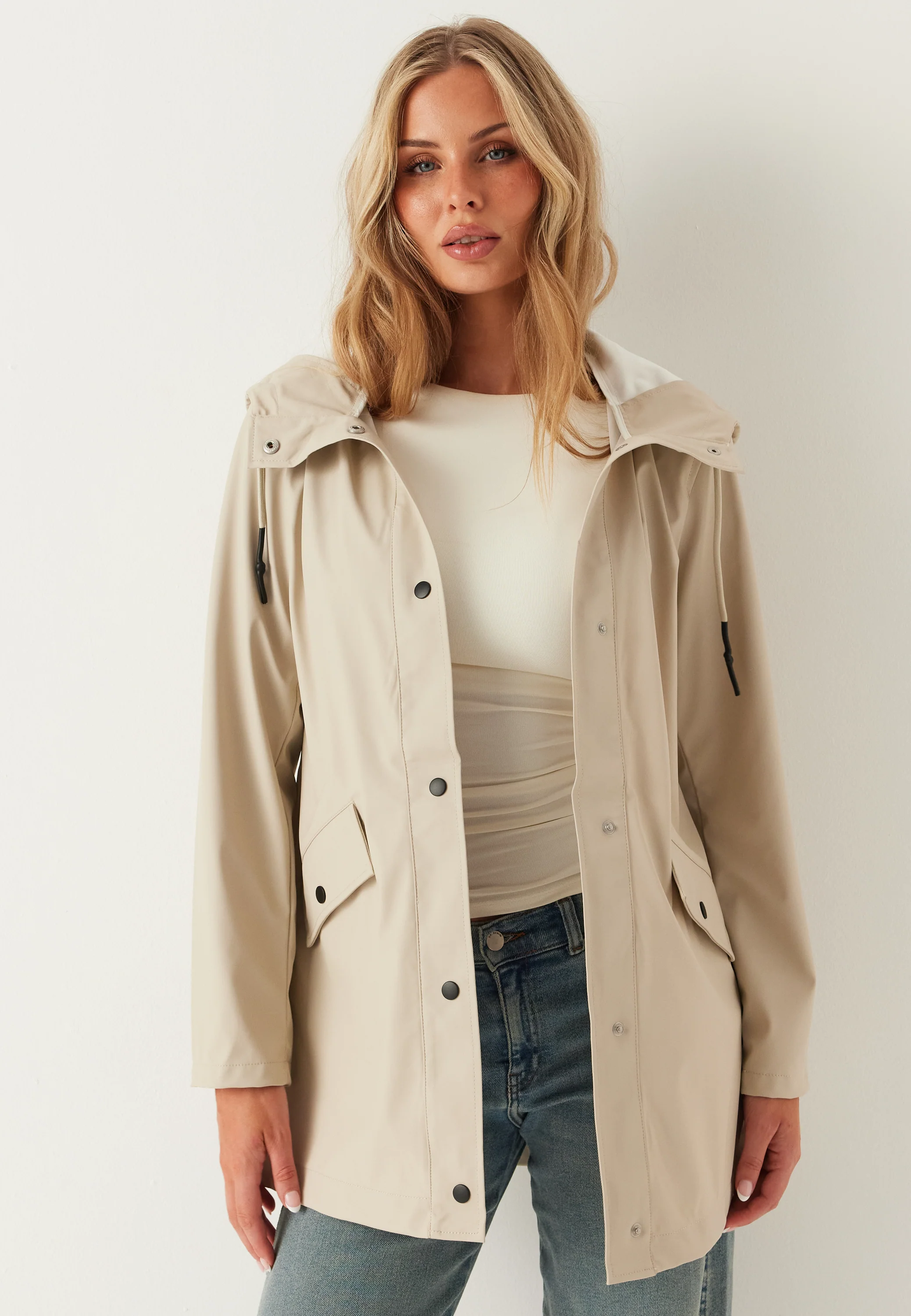 Elisa Raincoat