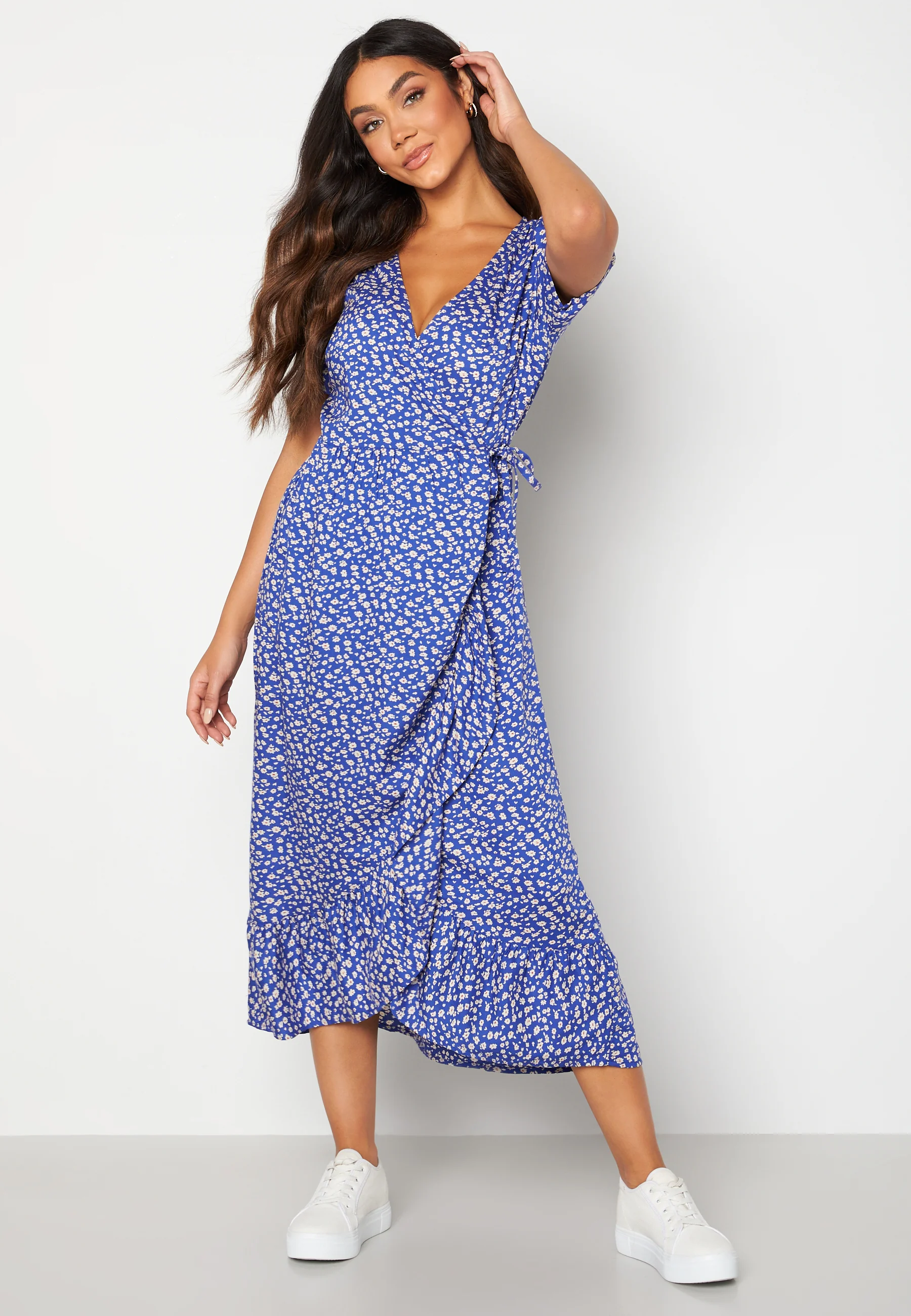 Evie puff sleeve wrap dress - Image 2