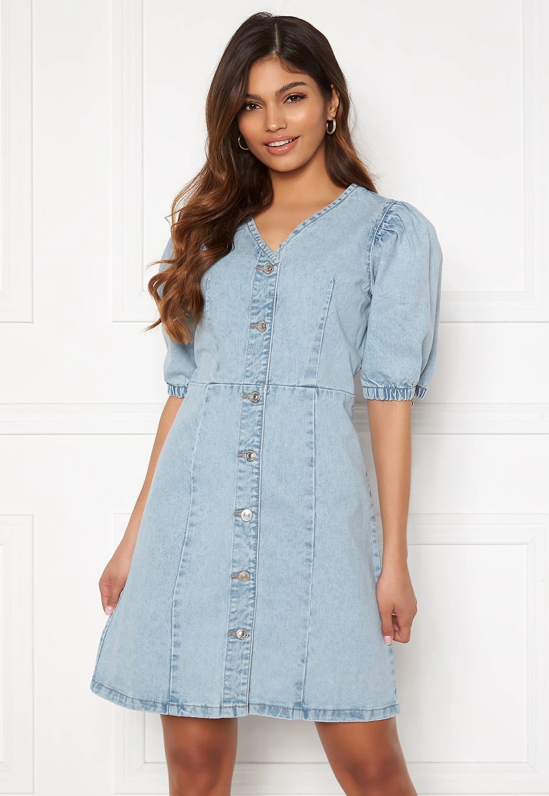 Gili SS V-Neck Dress