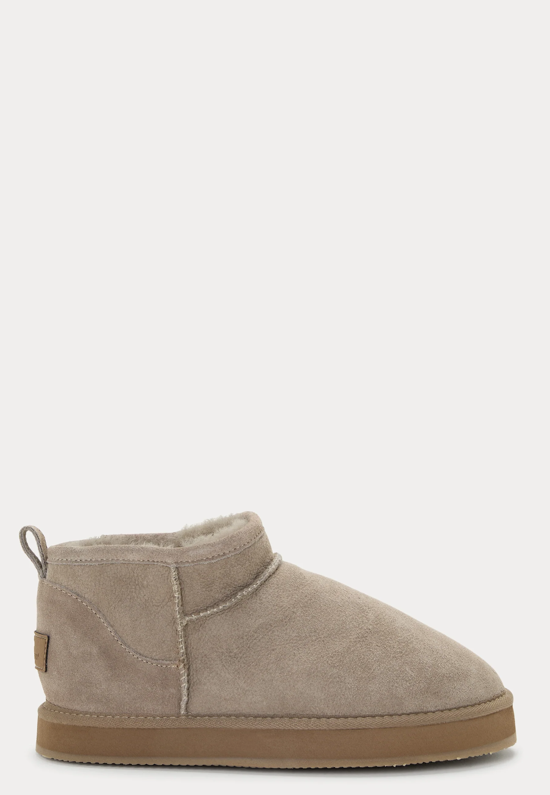 Glasgow Sheepskin Boots - Image 2