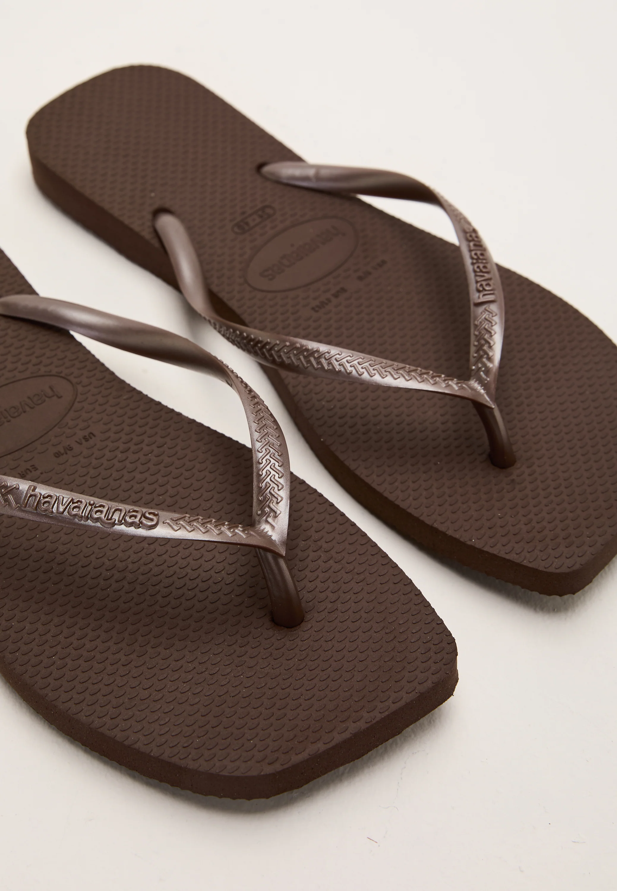 Hav. Slim Square Sandal - Image 2