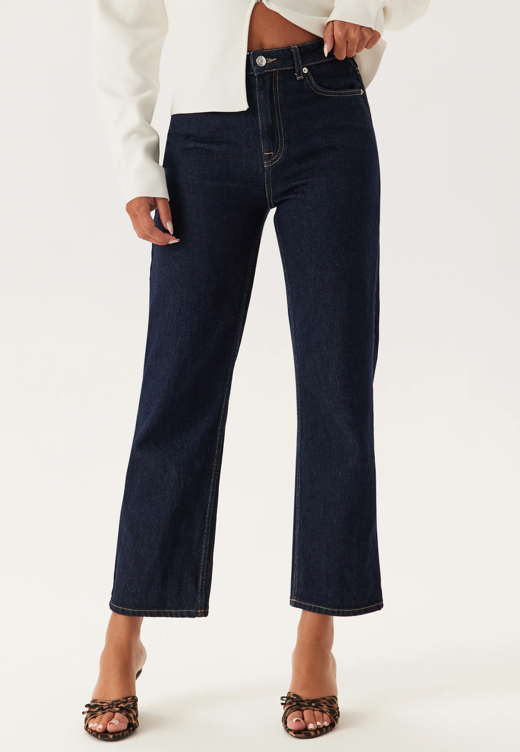 High Straight Ankle Jeans - Image 2