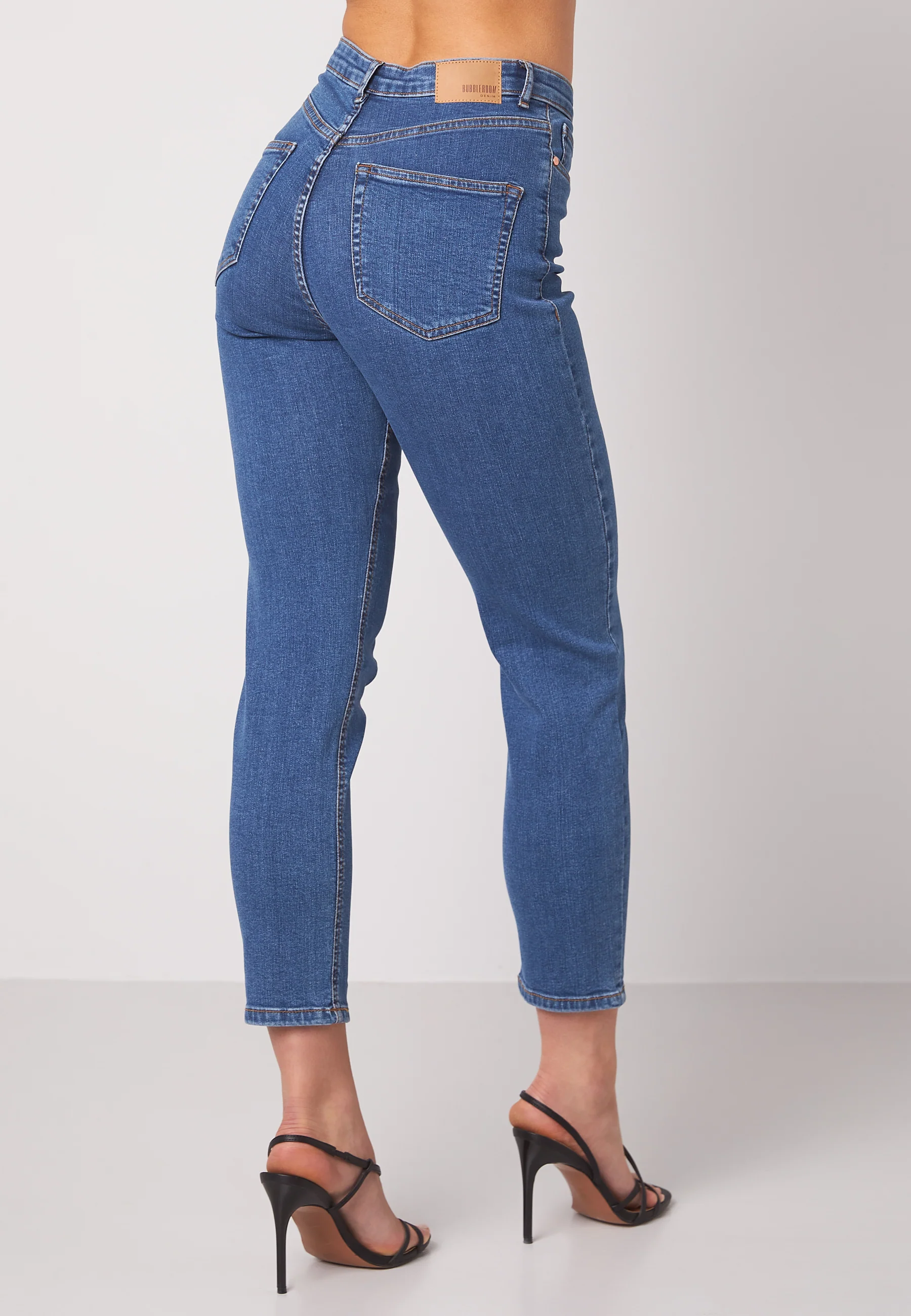 High Waist Jeans - Image 4