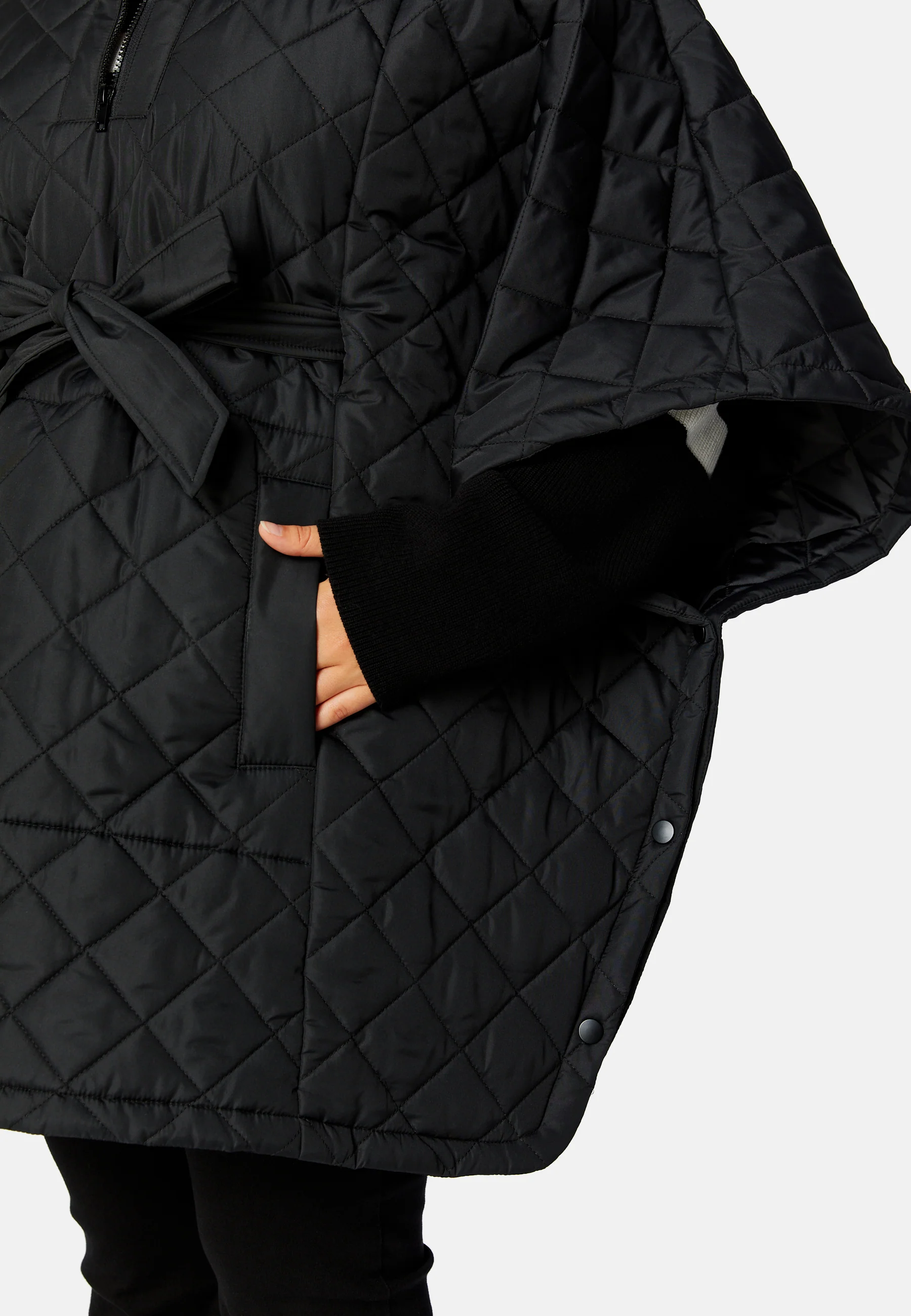 Hiri Quilted Poncho - Image 14