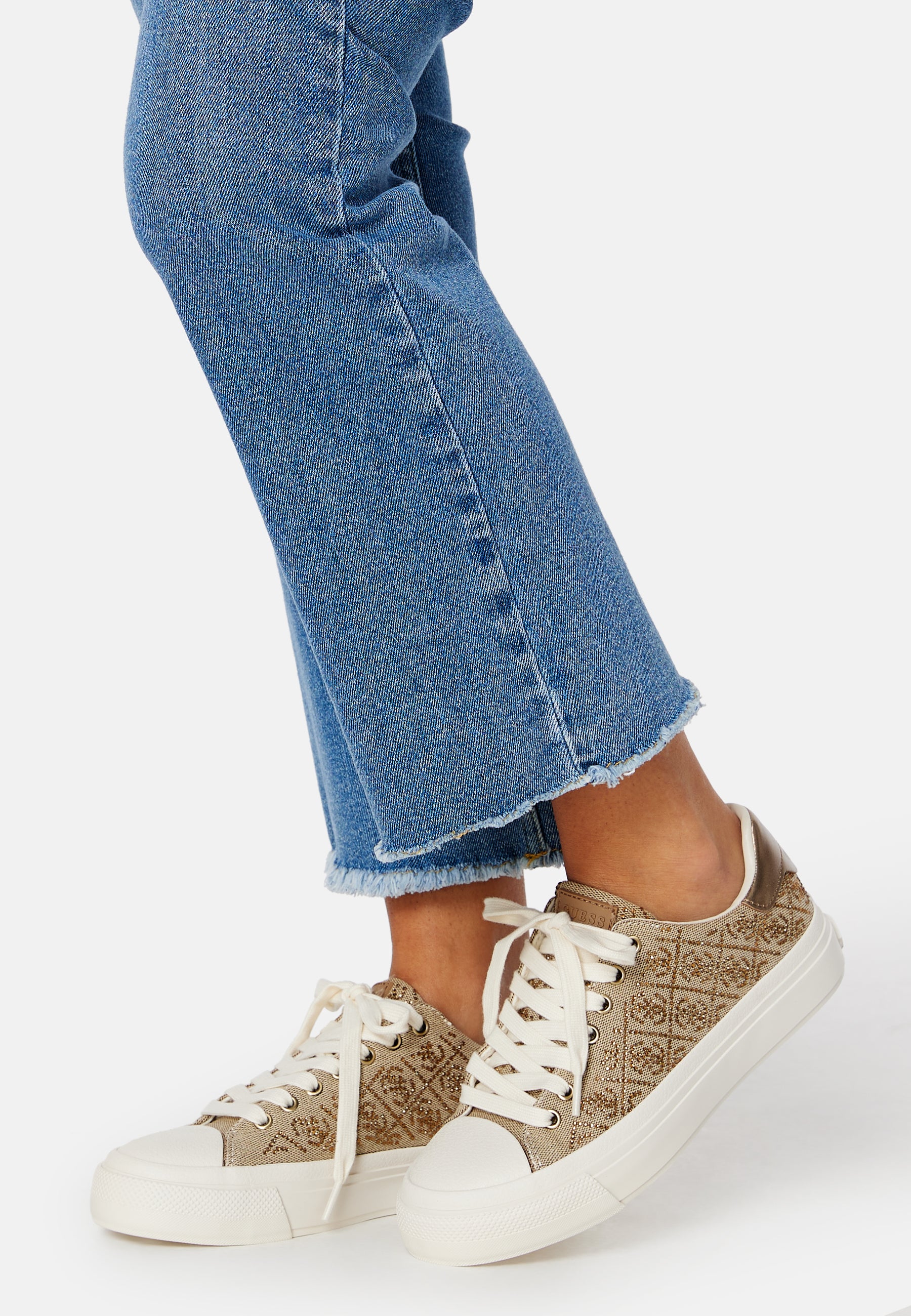 Jiana Sneakers