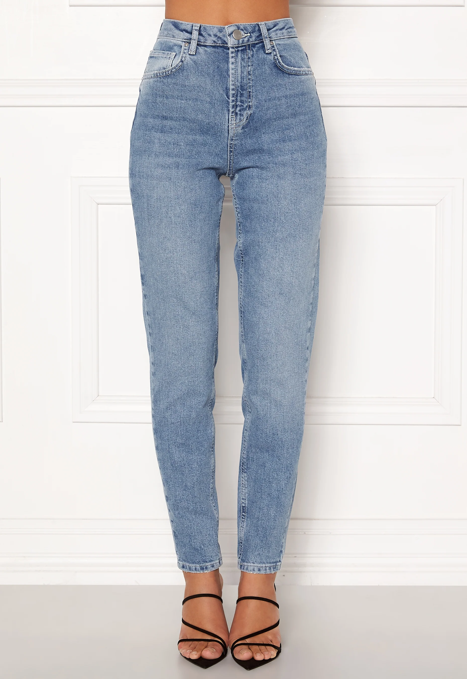 Leah Mom HW Ankle Jeans - Image 3