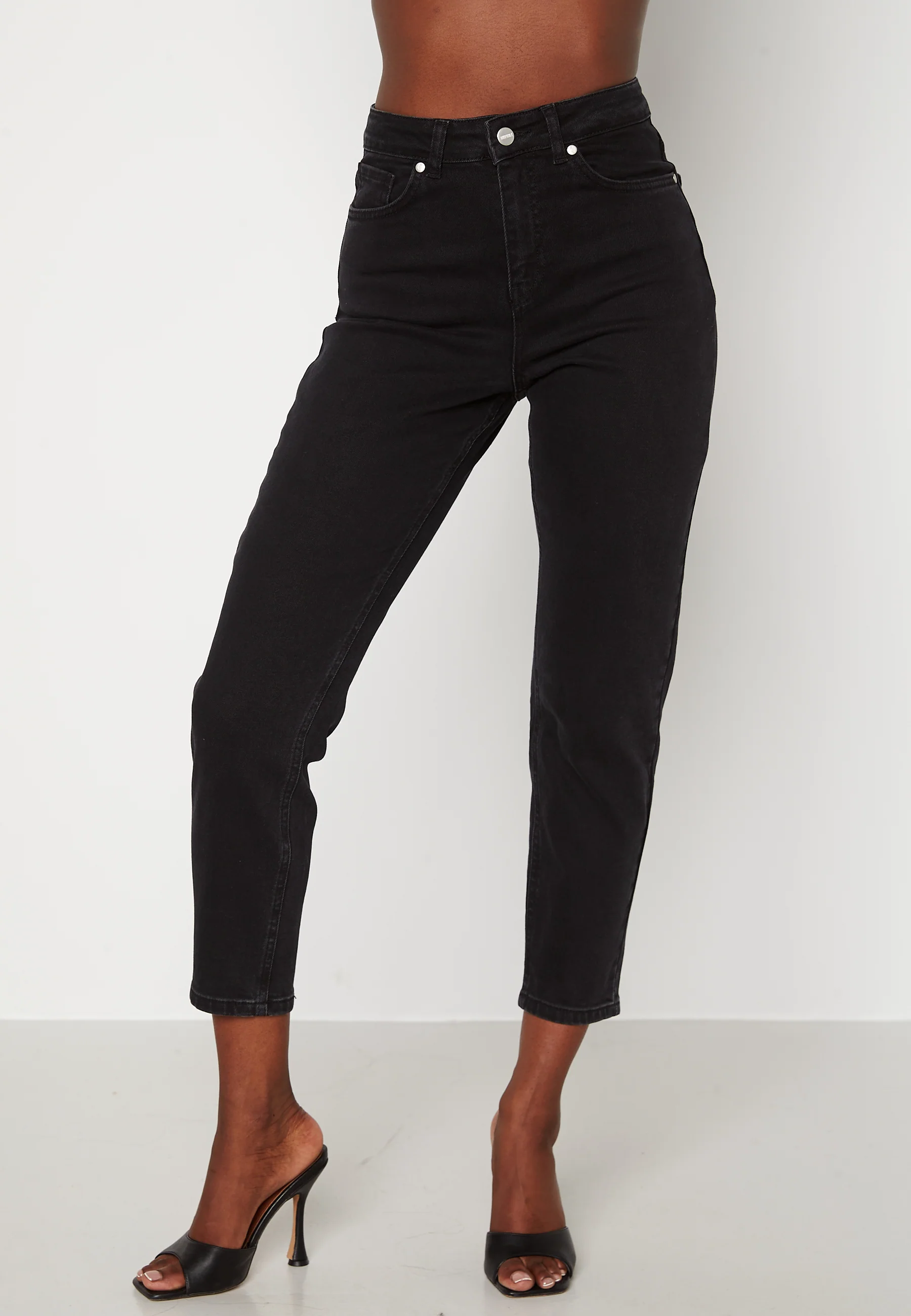 Melinda comfy mom jeans - Image 5
