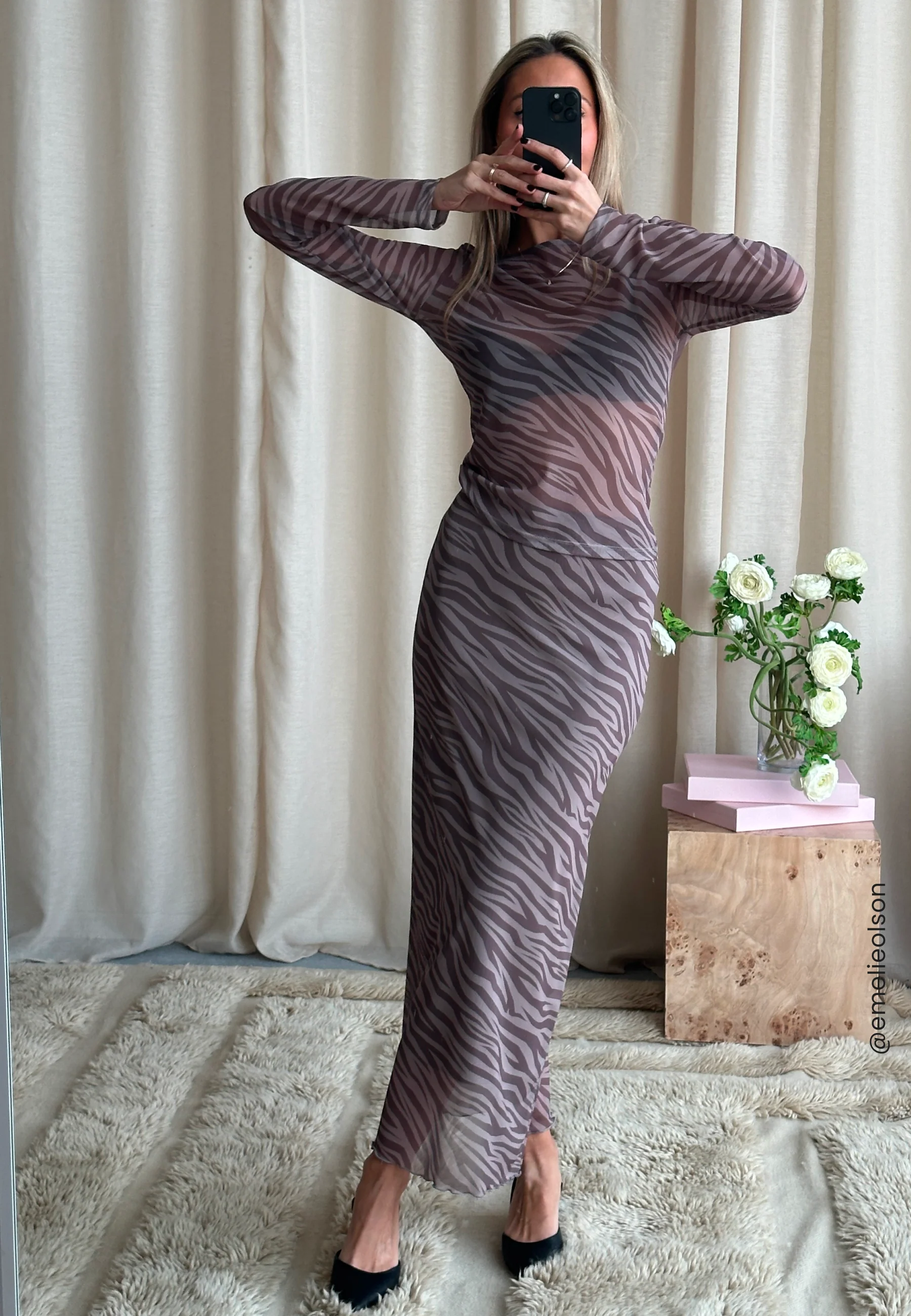 Mesh Maxi Skirt - Image 4