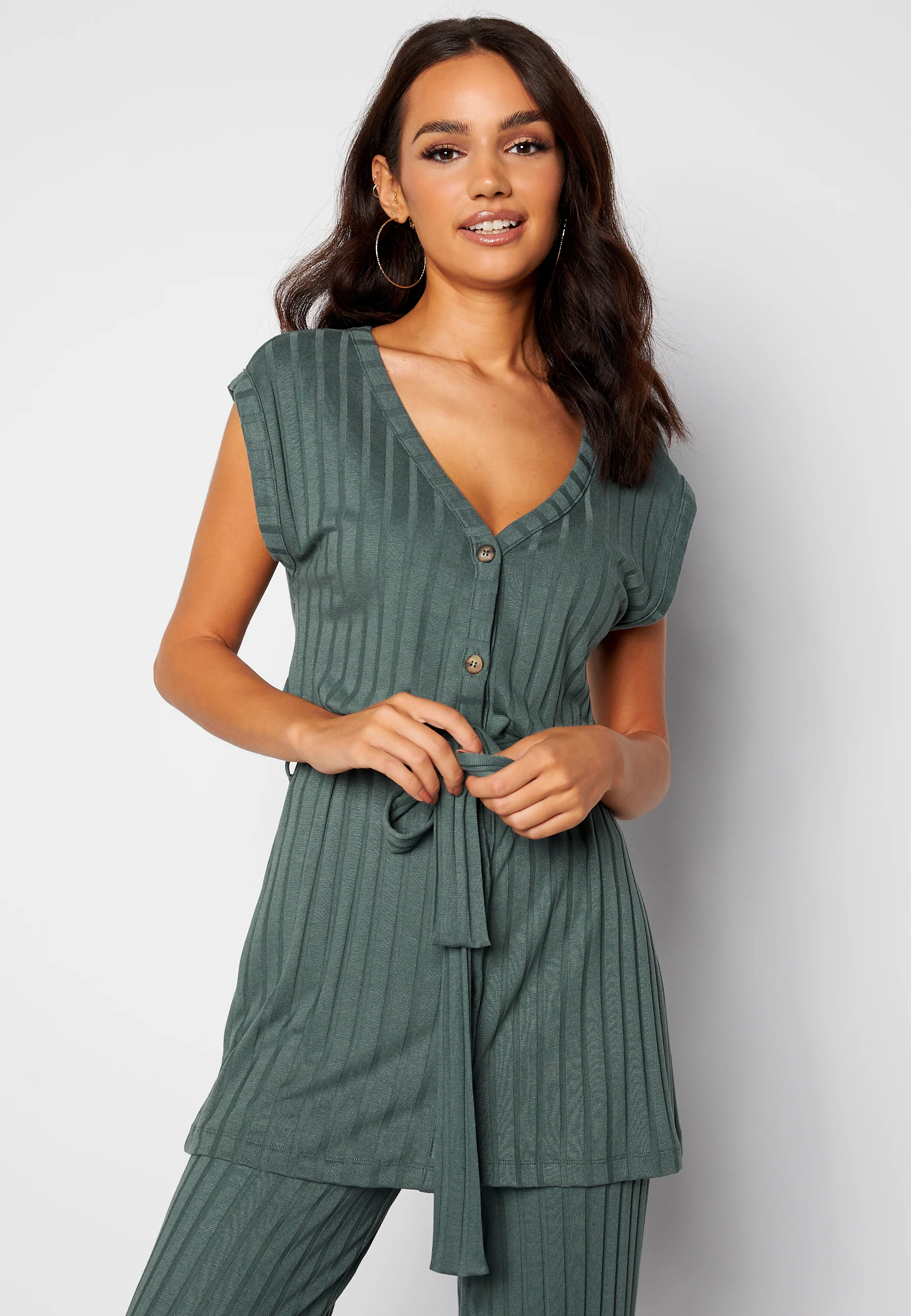 Mila vest top