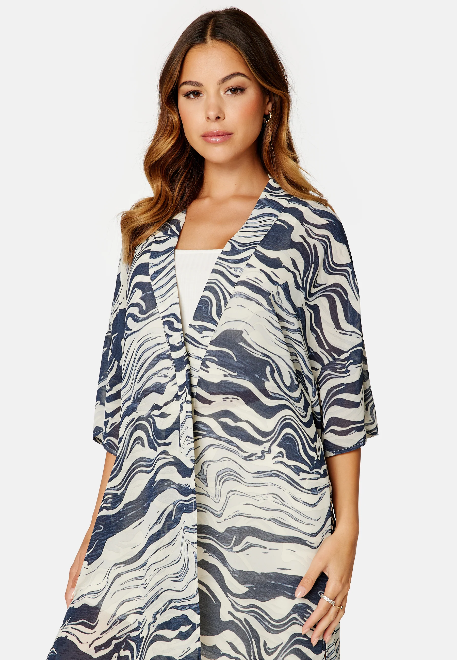 Nema 3/4 Button Cover Up - Image 4