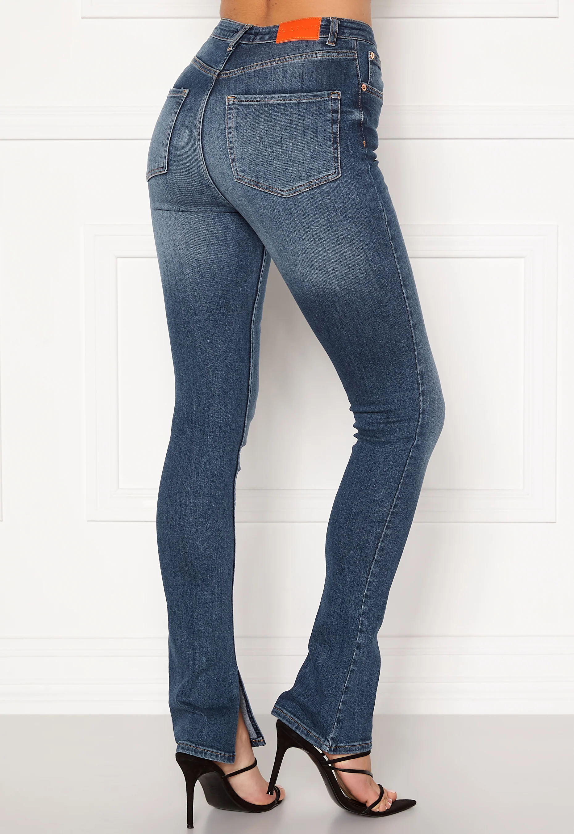 O-More Jeans - Image 4