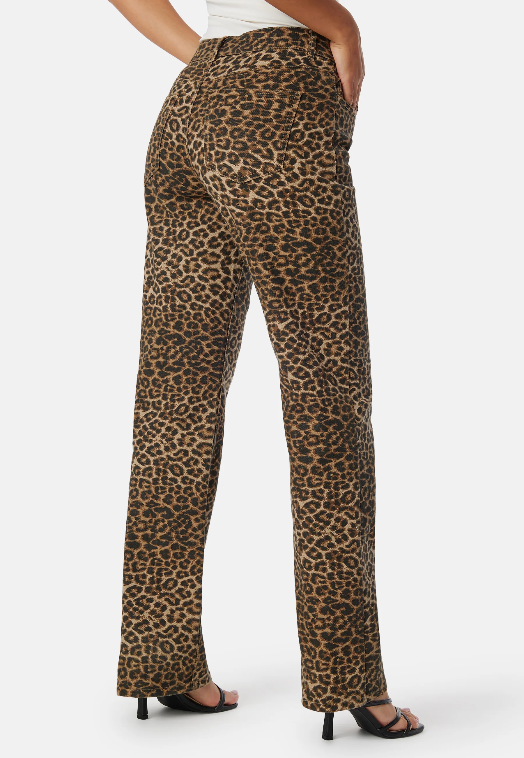 Pcastrid Mw Straight Jeans