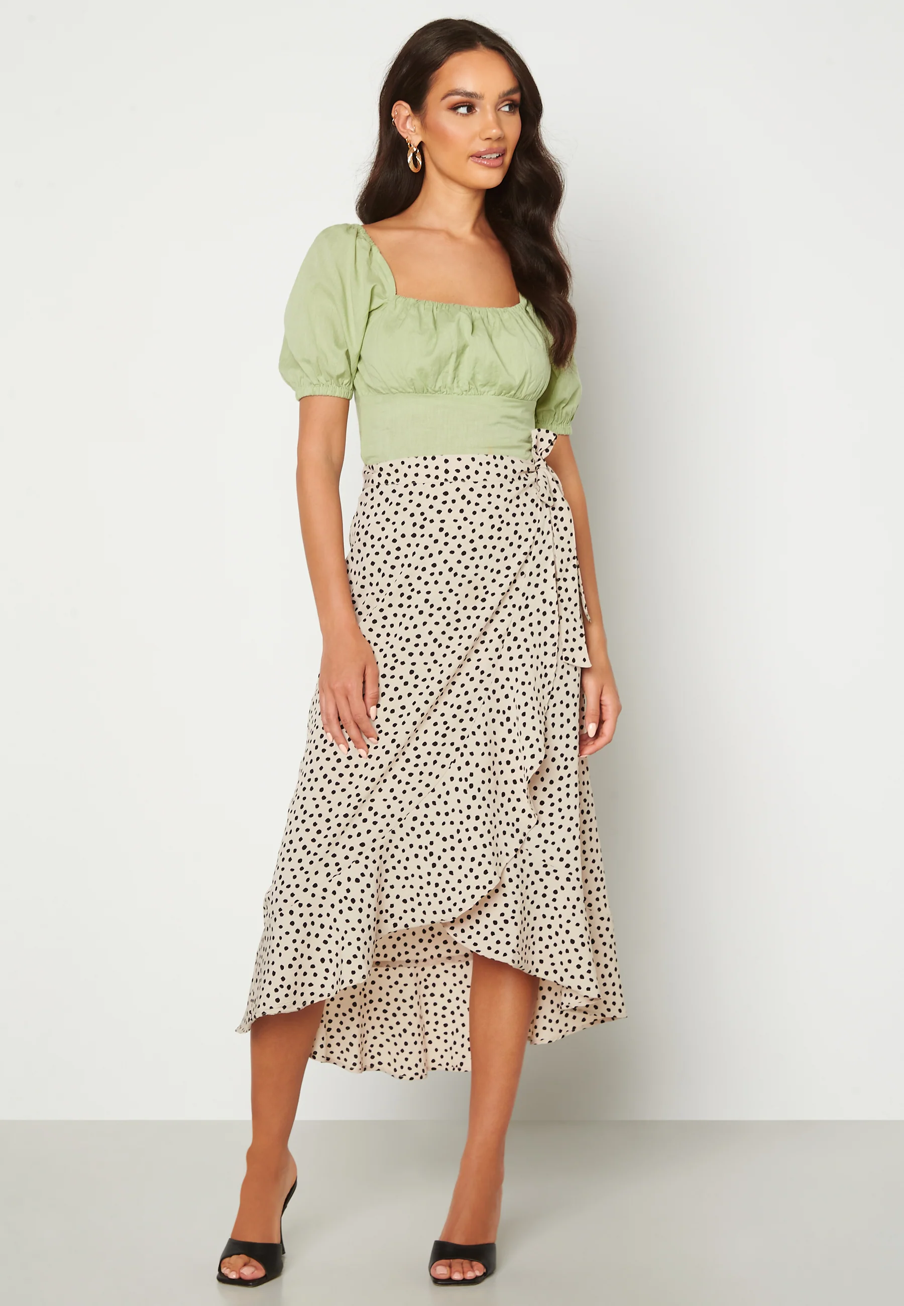 Puff Sleeve Cropped Top