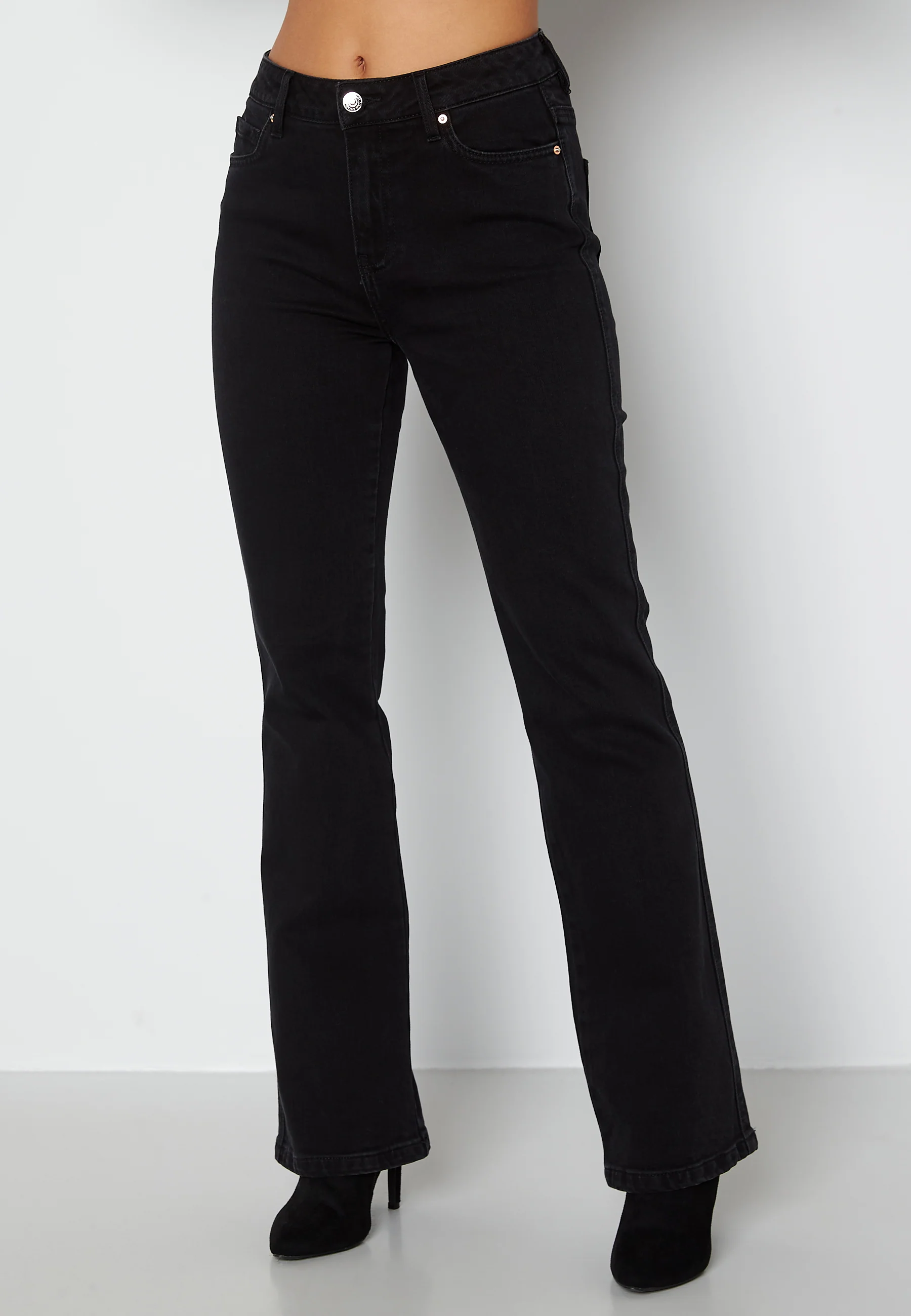 Saga HR S Flared Jeans - Image 2