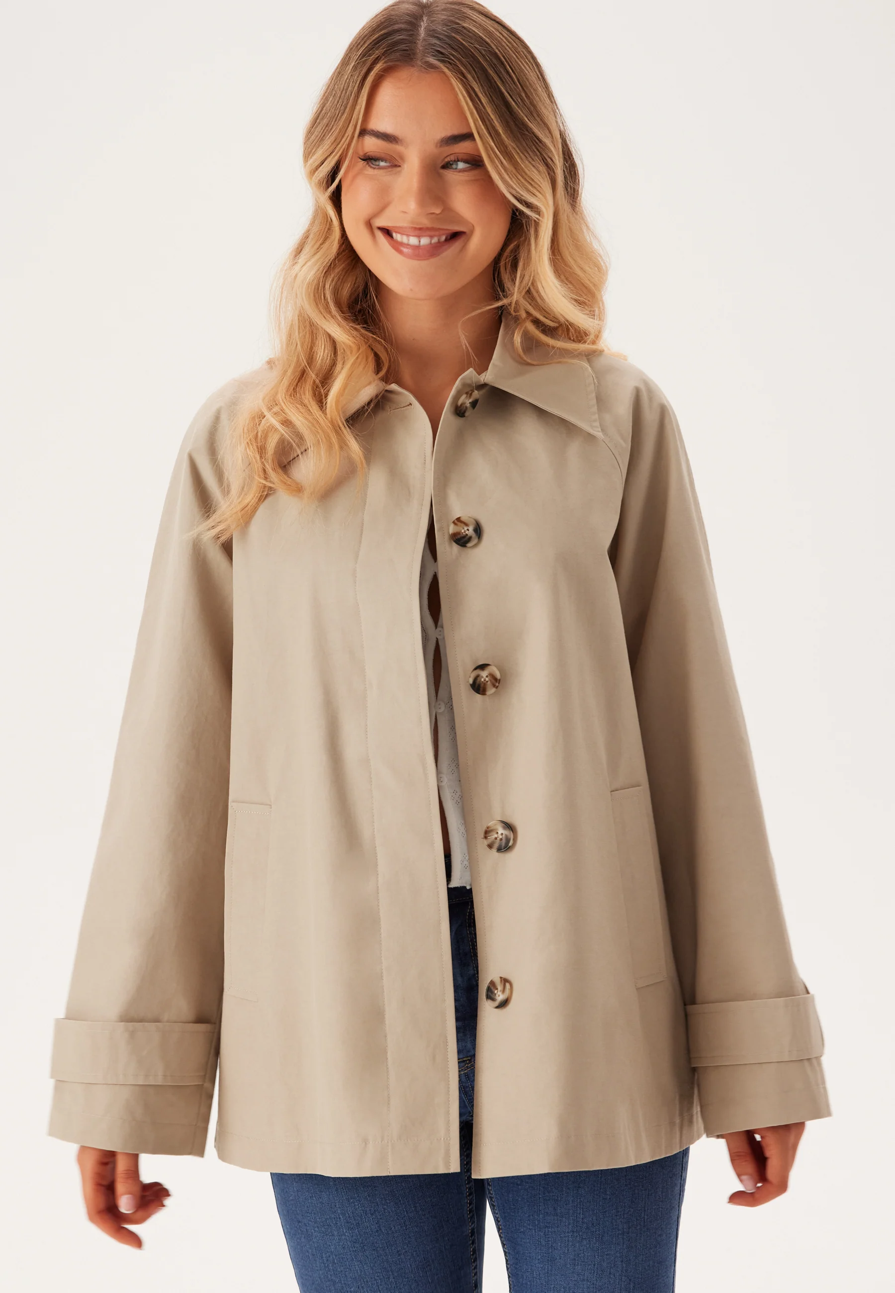 Short Raglan Jacket