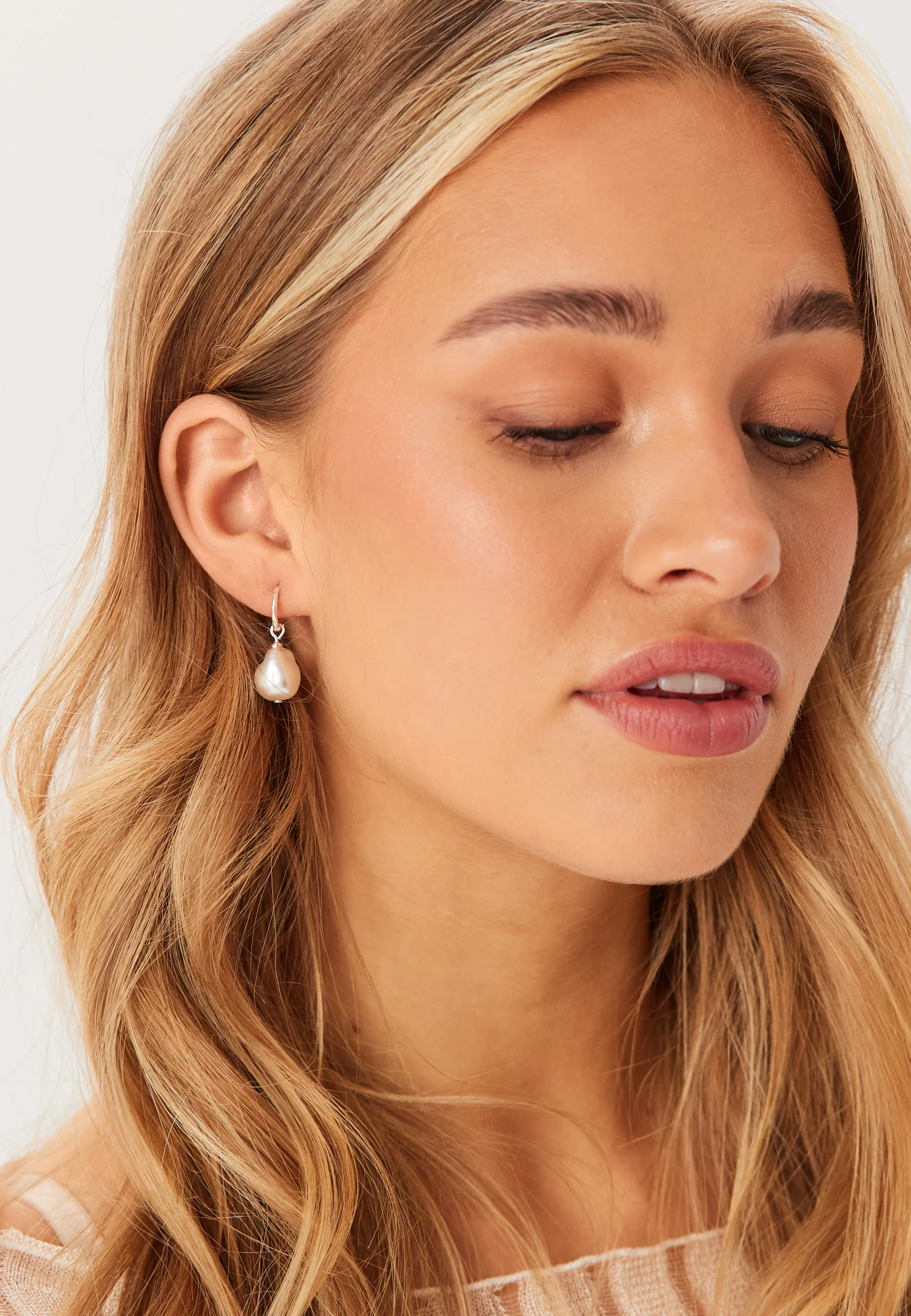 Sky Pearl Earrings Silver-plat