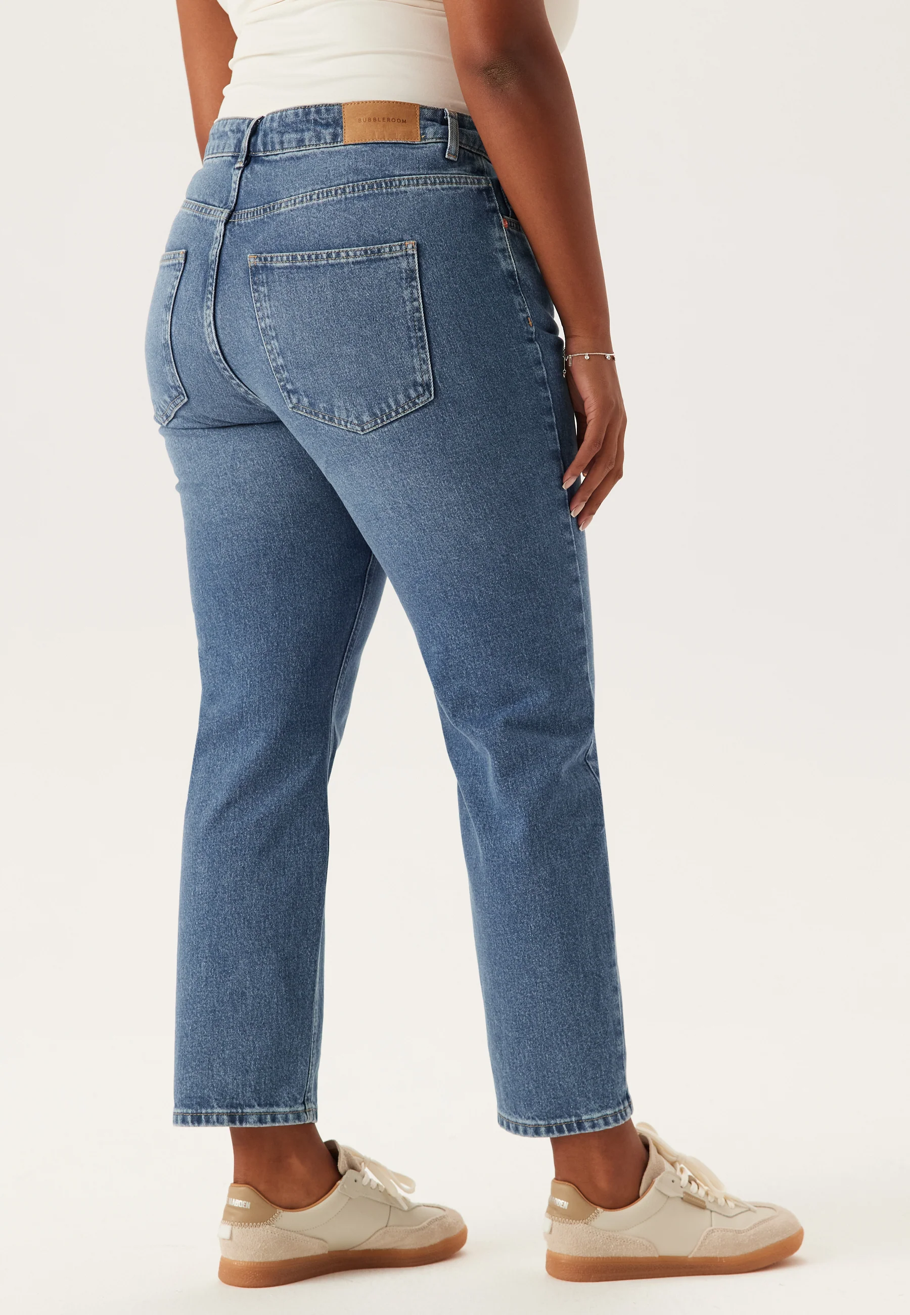 Slim Ankle Jeans - Image 9
