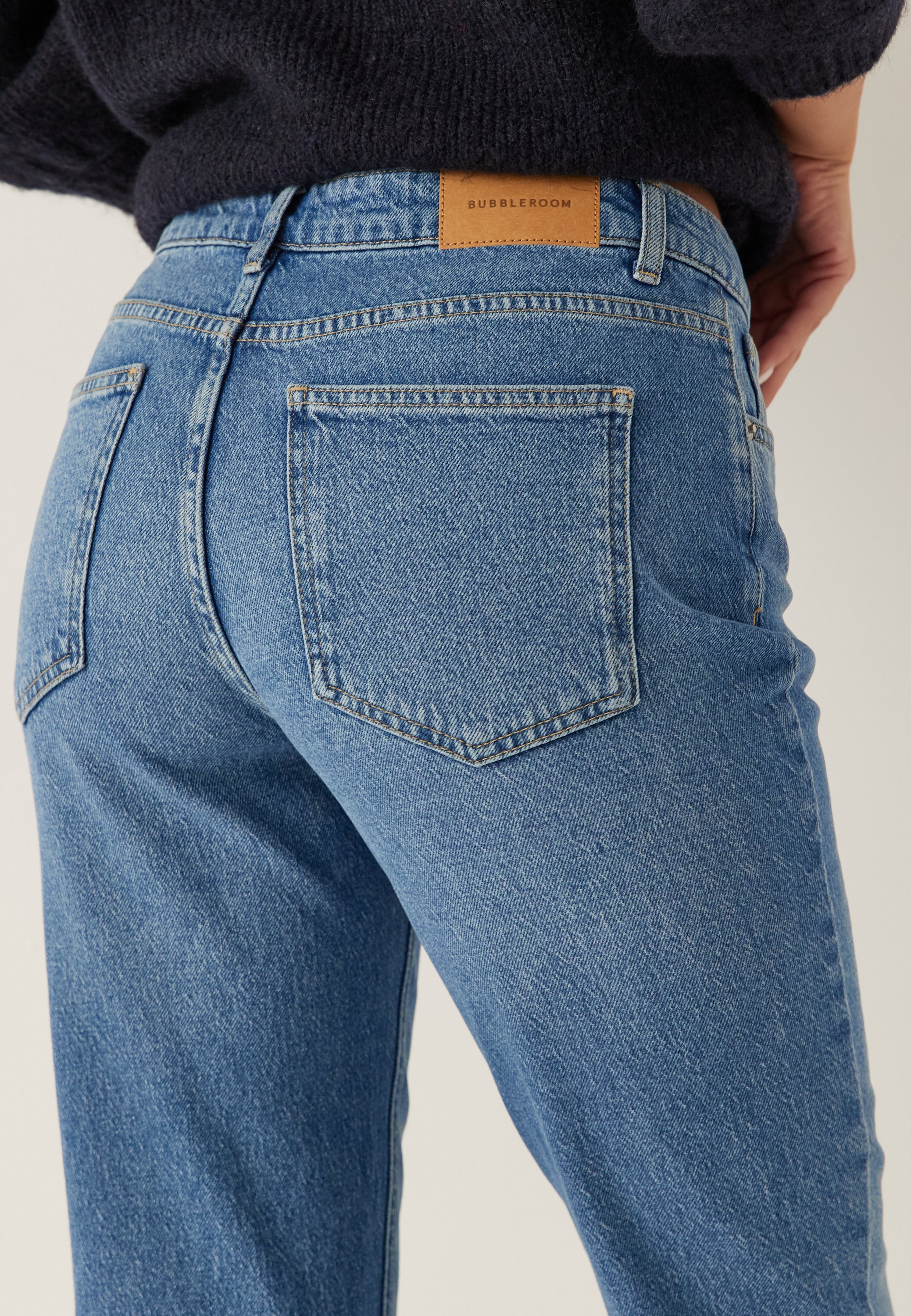 Slim Ankle Jeans - Image 5