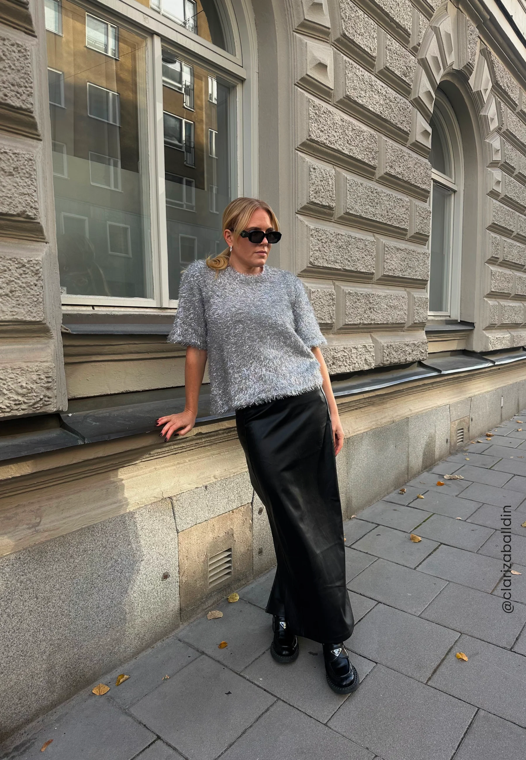 Sparkling Knitted Short Sleeve Sweater - Image 3