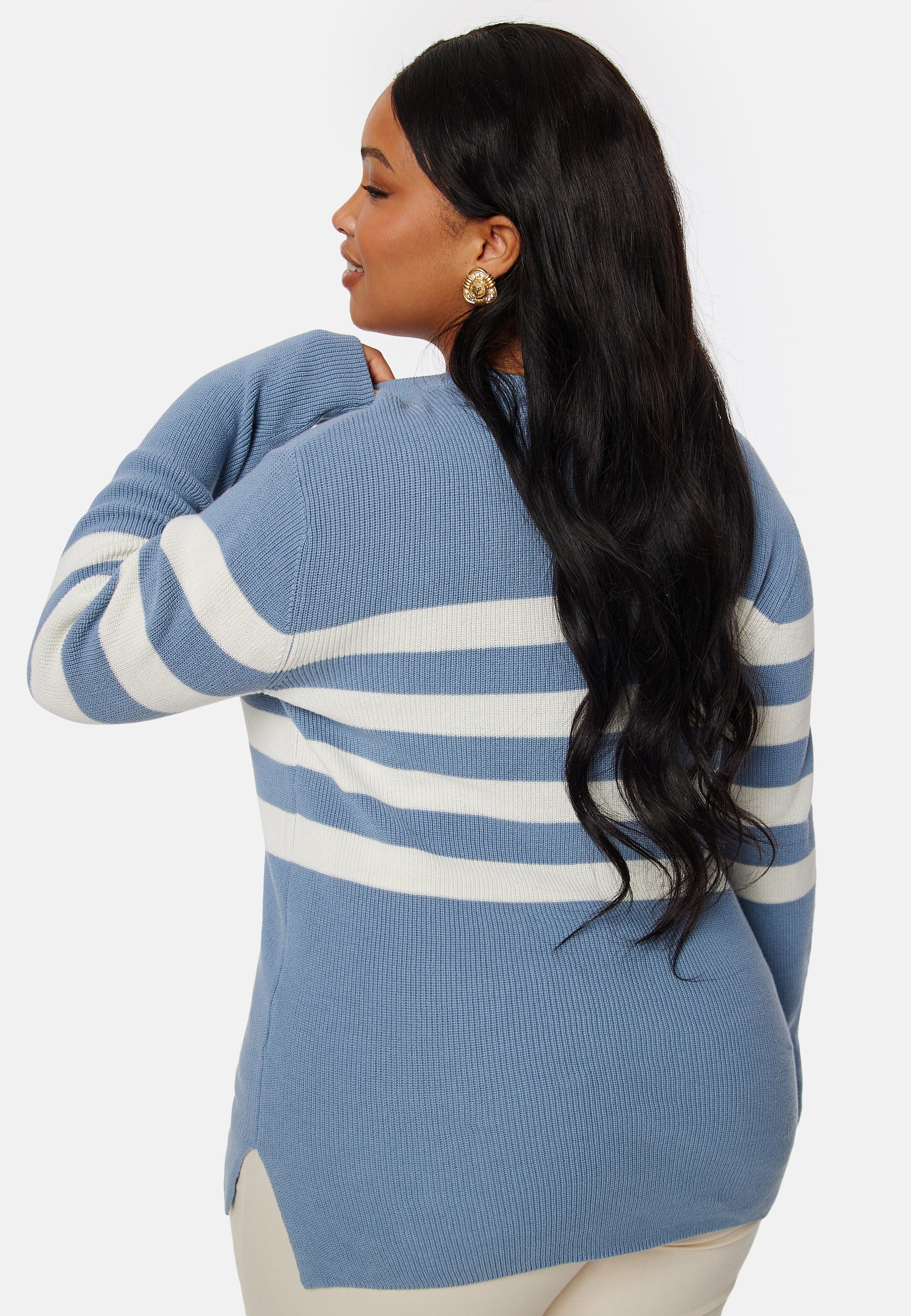 Striped O-neck Knitted Sweater - Image 6