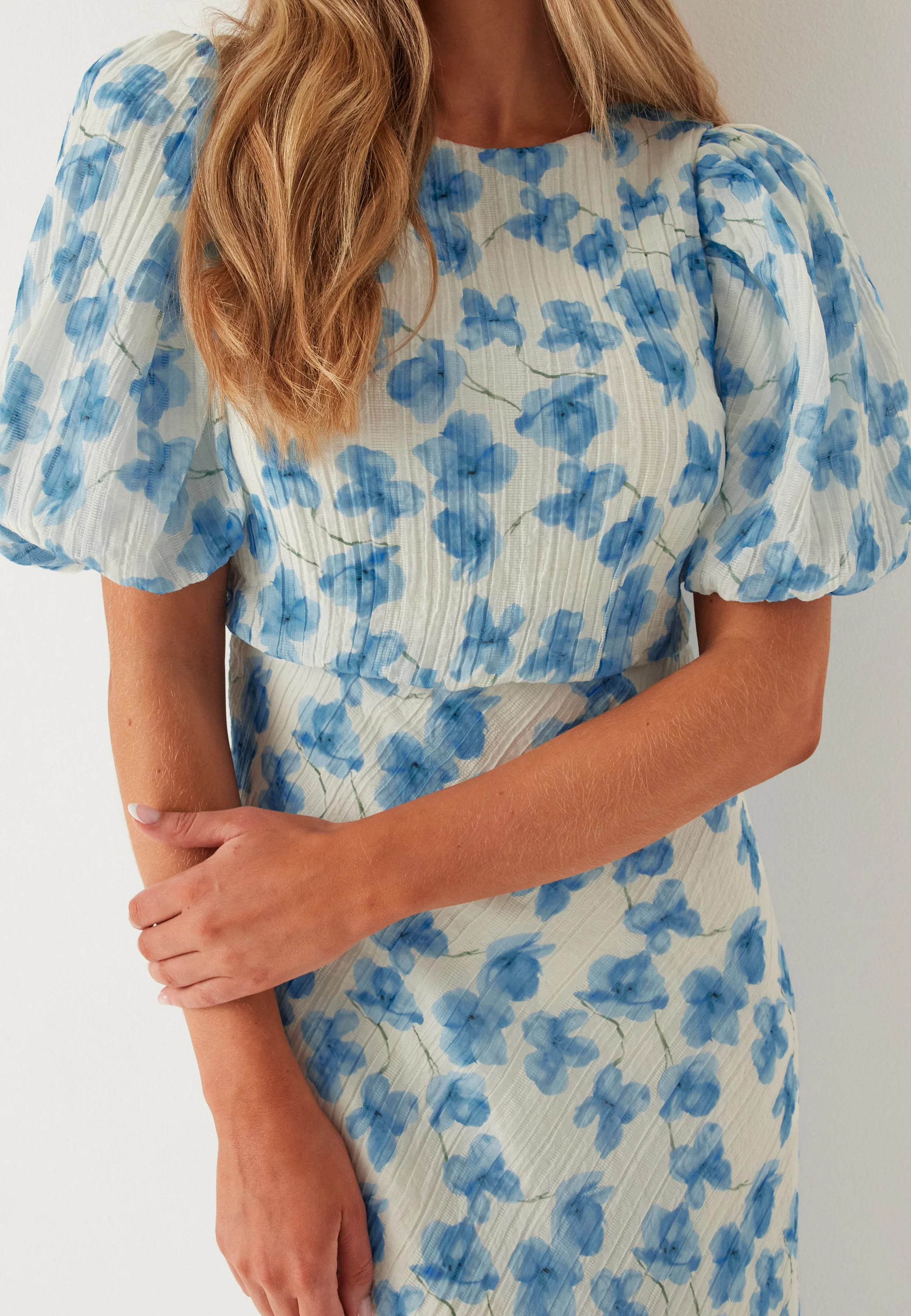 Structured Puff Sleeve Ankle Dress - Image 4
