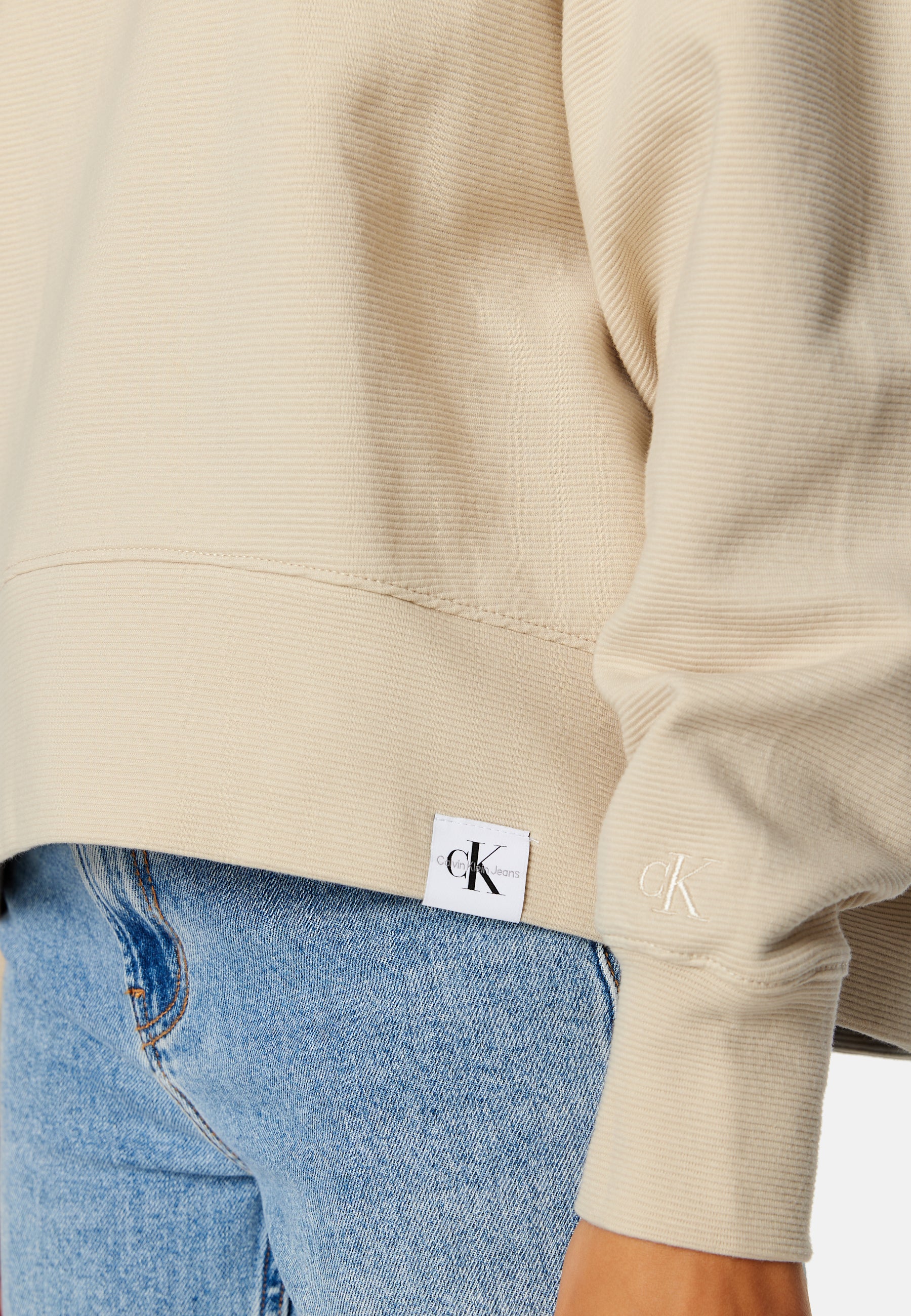 Tab Ottoman Crew Neck - Image 4
