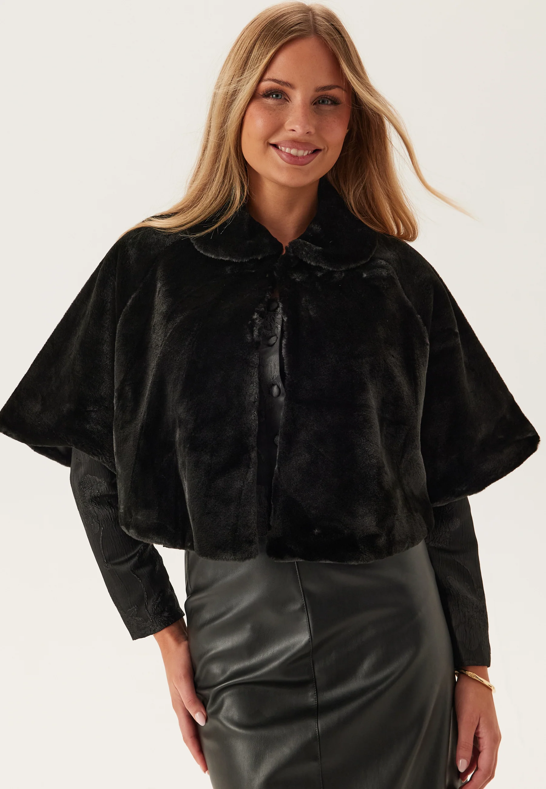 Vibarbara Cape