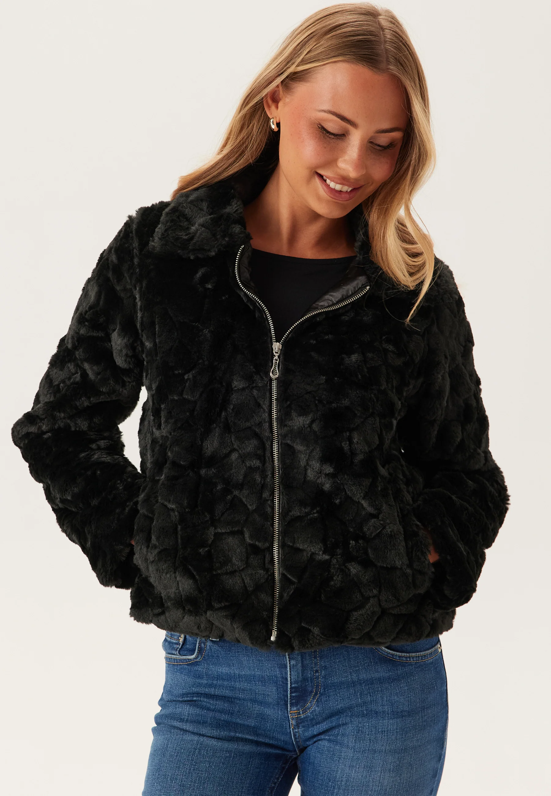 Vidorte L/S Jacket - Image 2