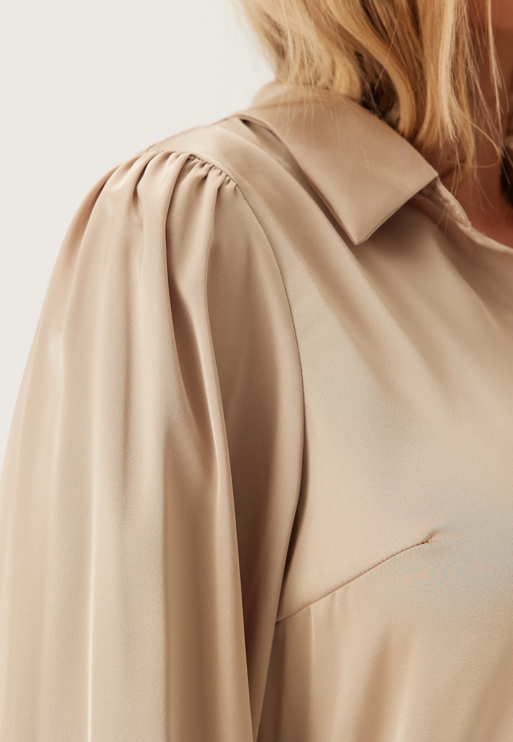Vienna Ravenna L/S BALLOON SHIRT - Image 4