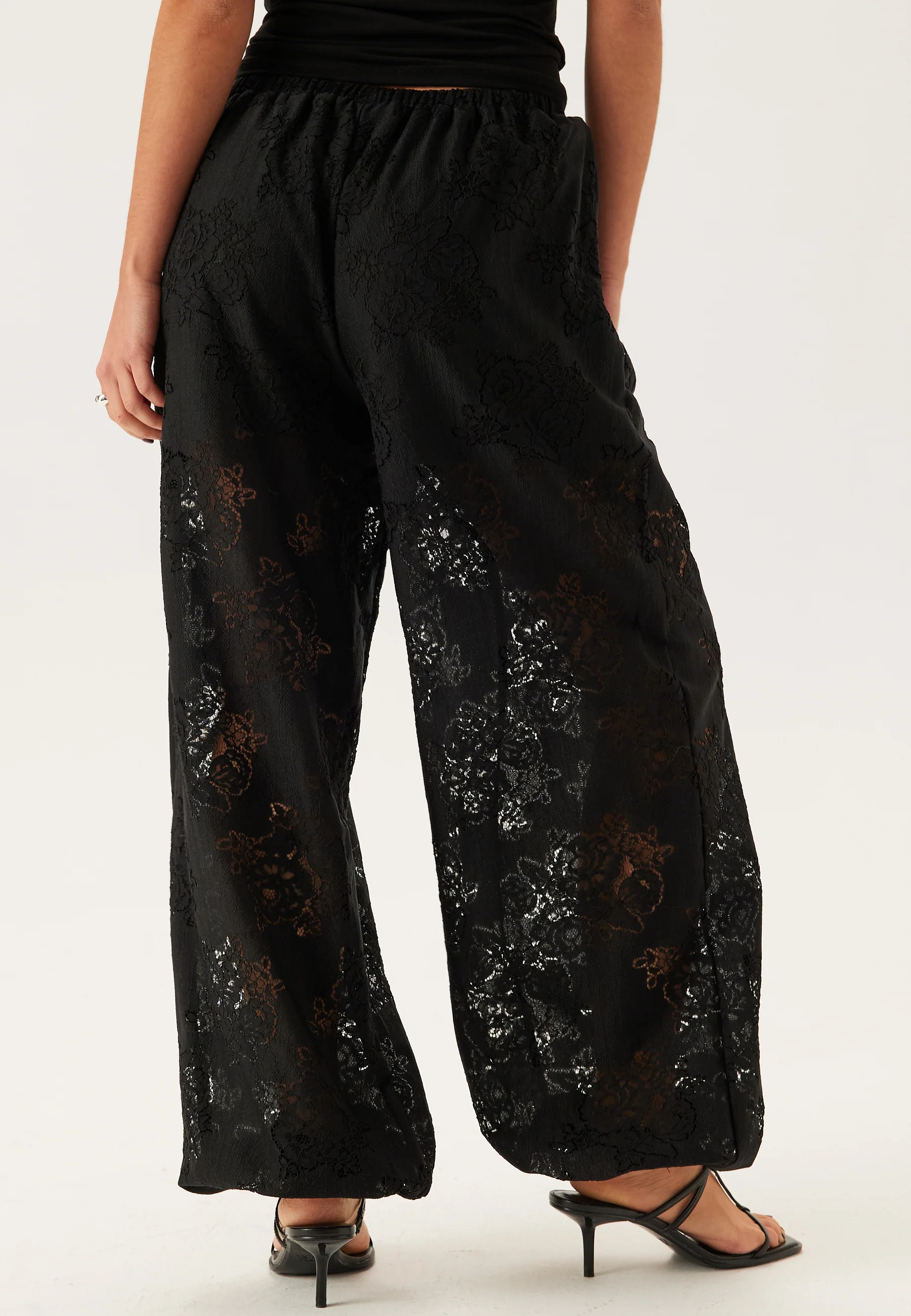 Vilala Lace Balloon Pants - Image 4
