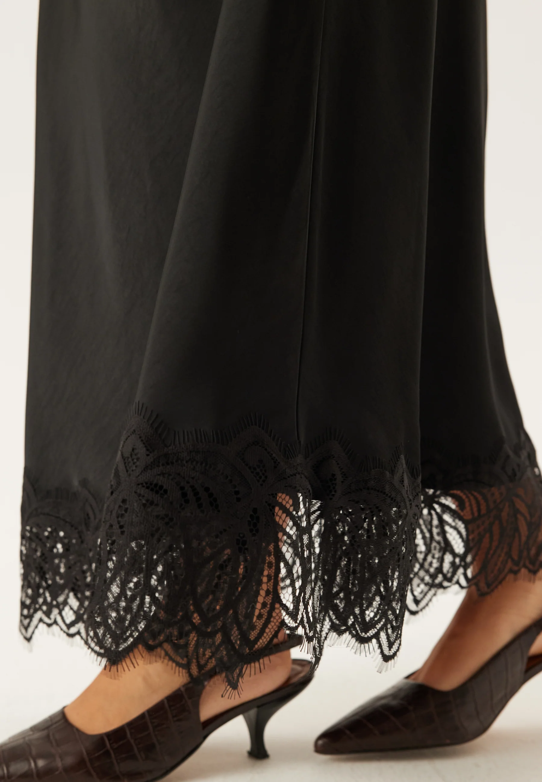 Vilea Ankle Skirt - Image 3