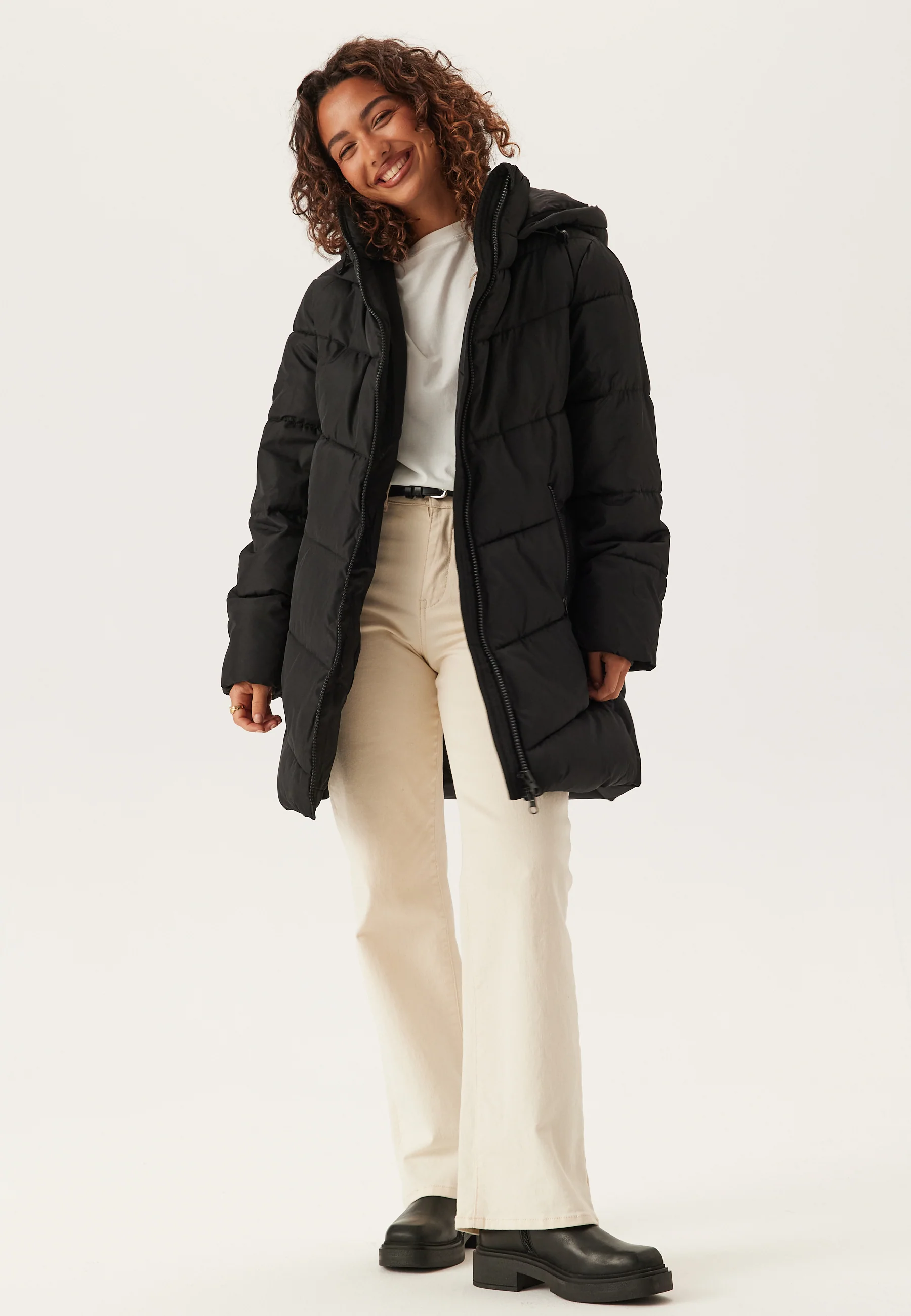 Vimilja Padded Coat - Image 3