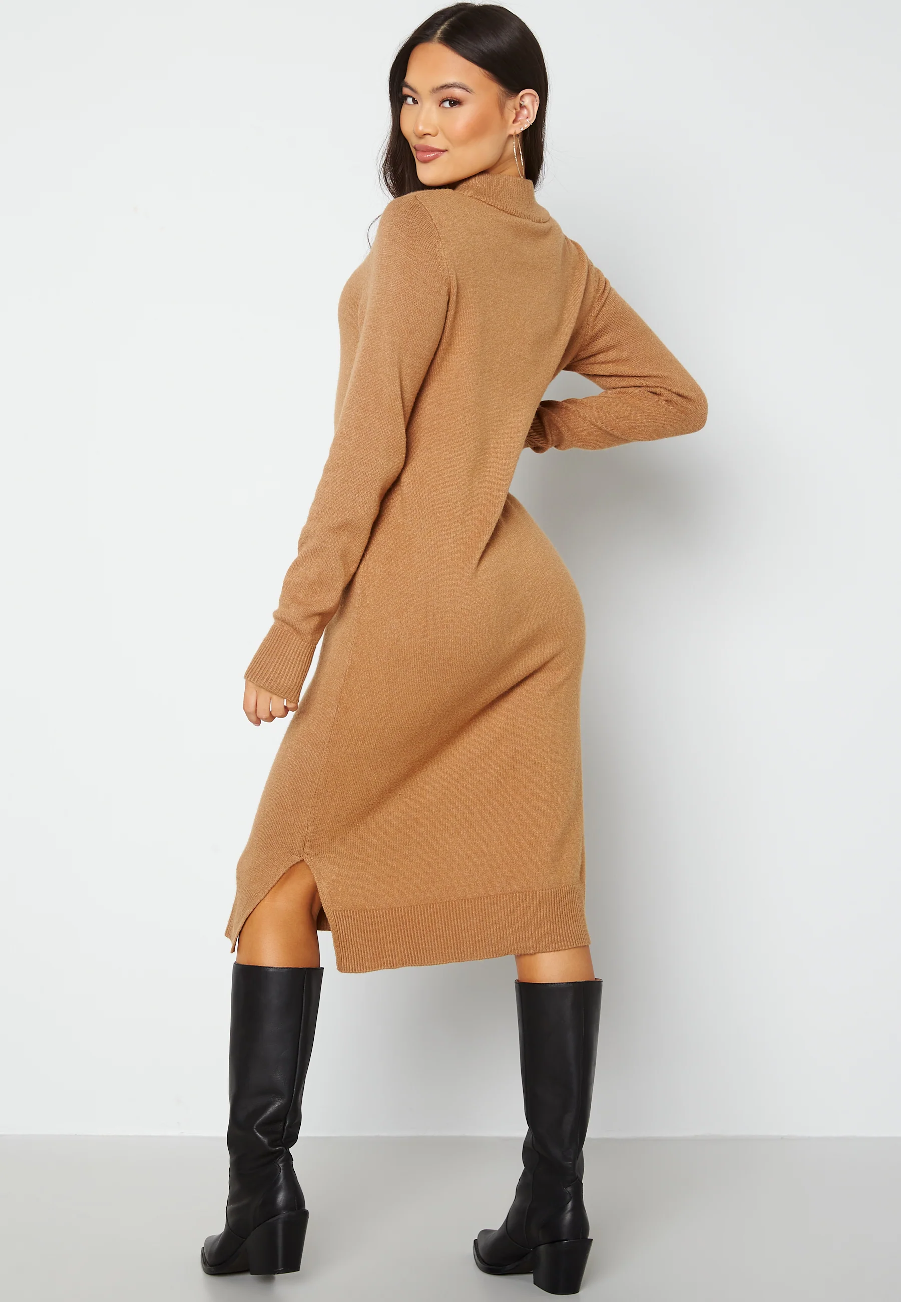 Viril Crew Neck Midi Dress - Image 3
