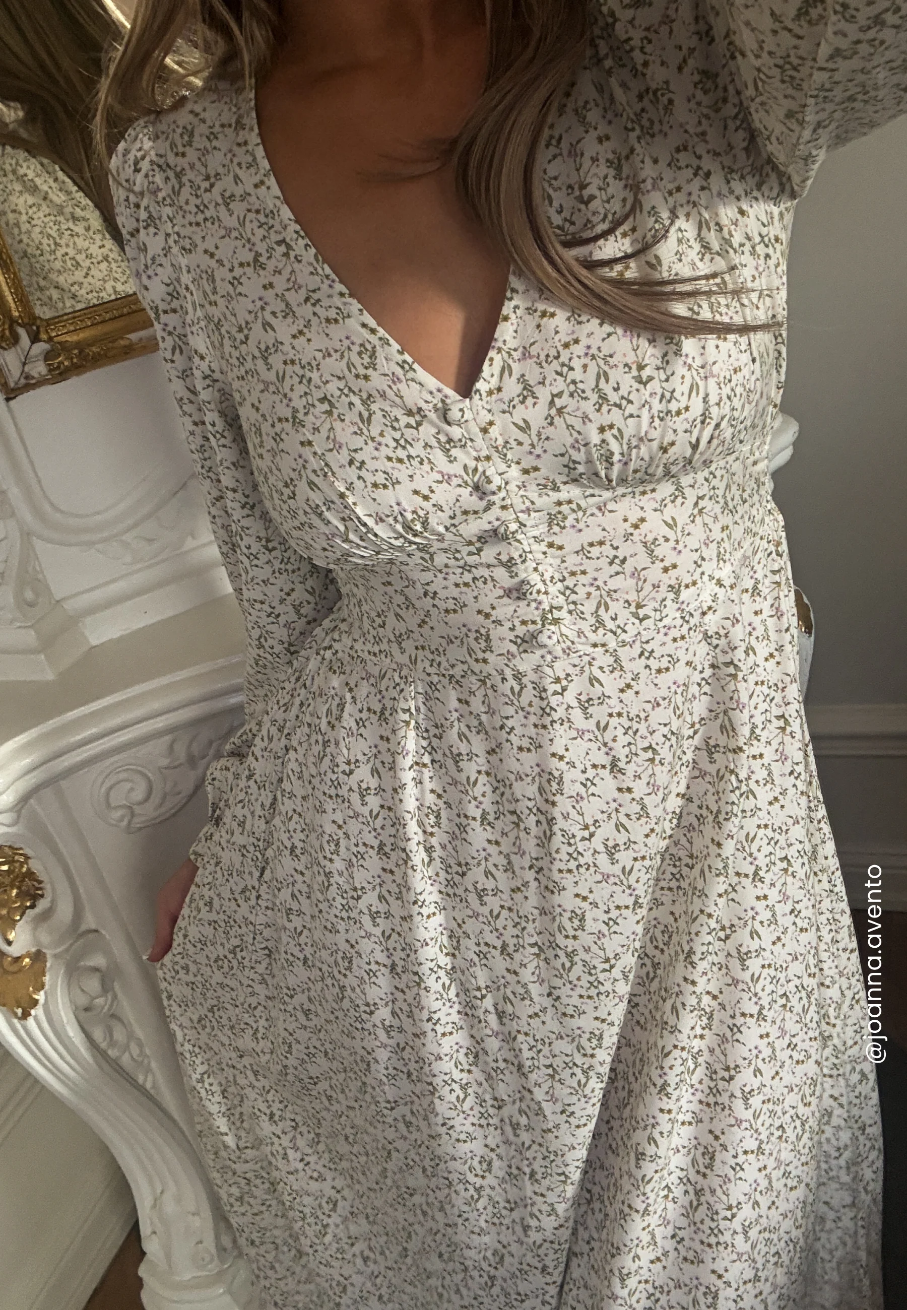 Viscose V-neck Maxi Dress - Image 5