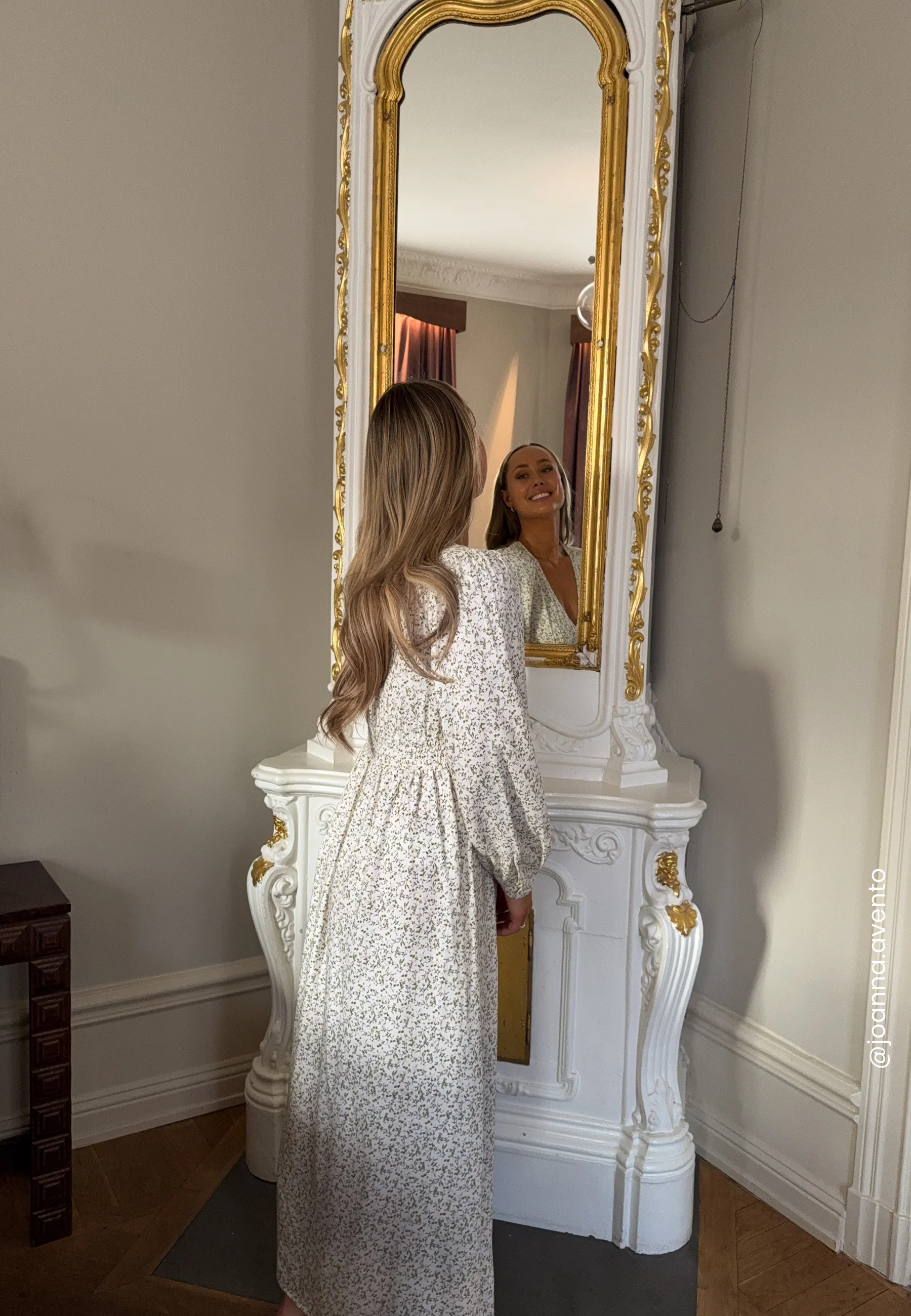 Viscose V-neck Maxi Dress - Image 6